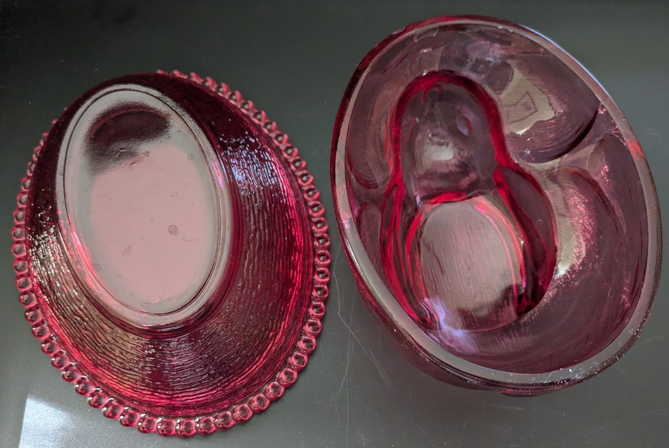Vintage Indiana Glass Cranberry Pink Bunny Rabbit On Nest Covered Candy Dish.