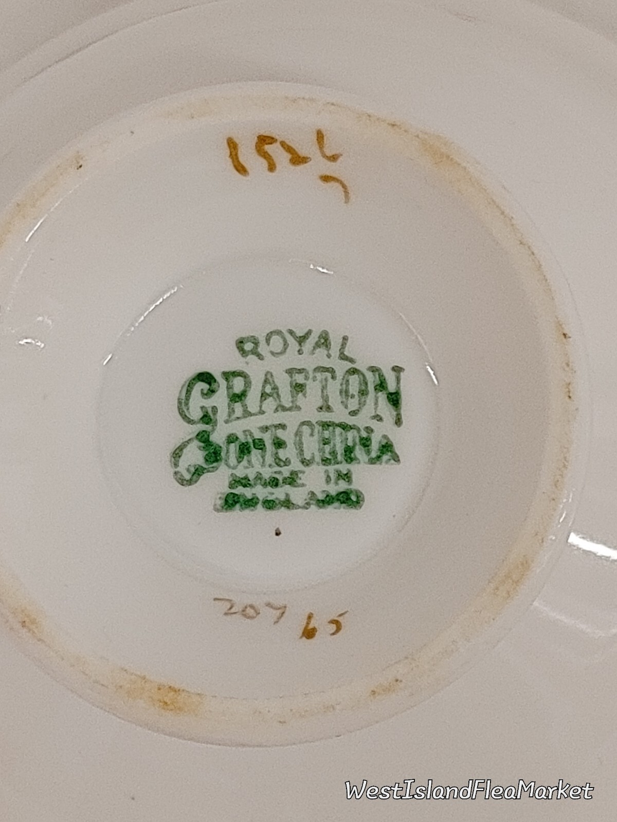 ROYAL GRAFTON Teacup & Saucer Set – Purple/White w/24K Gold Trims/Accents