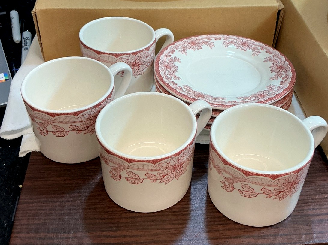 Staffordshire Engravings Yuletide PINK COLORED SET – SERVICE FOR 4 PLACE SETTING