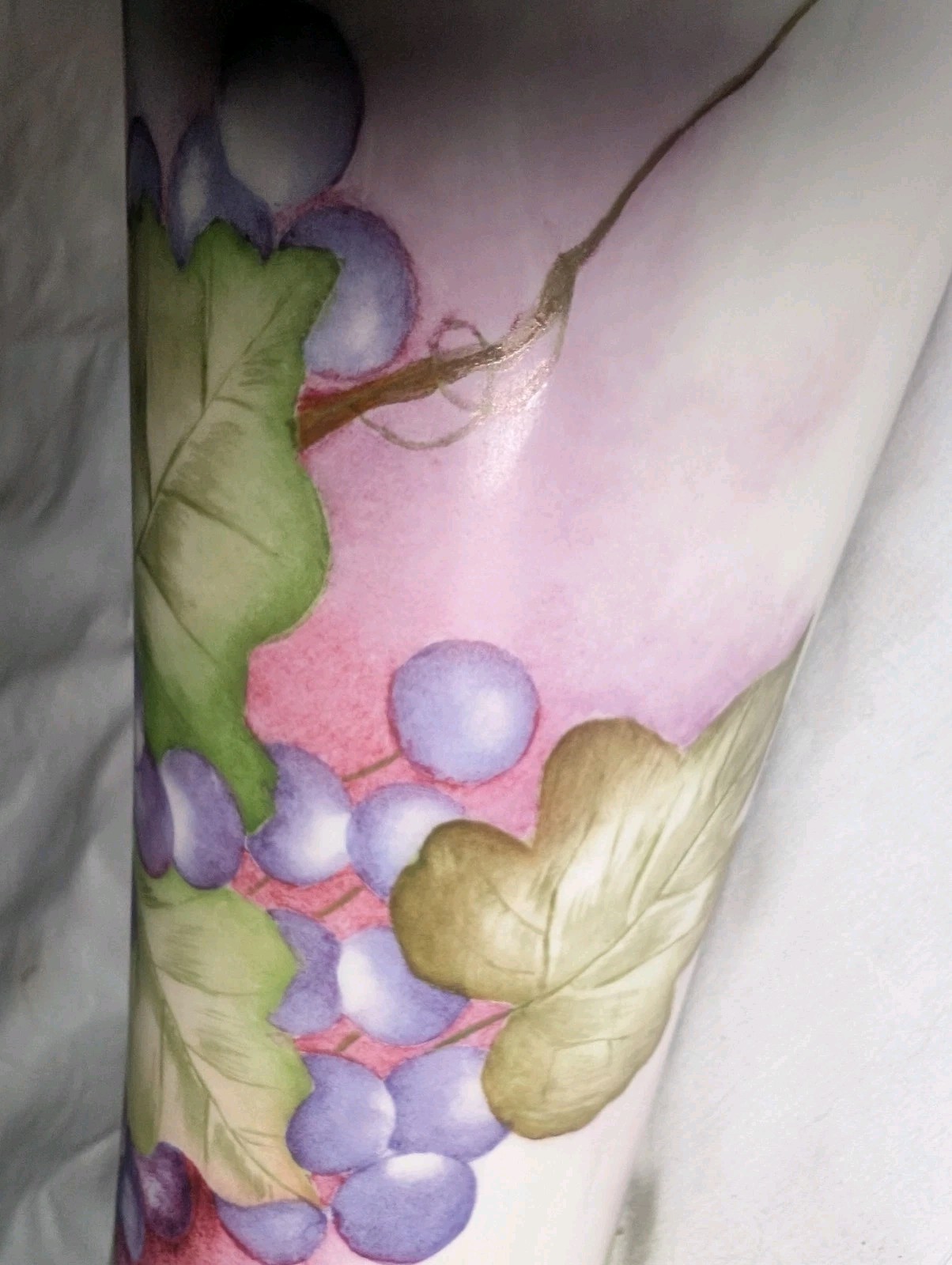 T&V LIMOGES Hand Painted Grapes & Gold Gilt Pitcher 15.5″ Tall Grape Vine Leaves