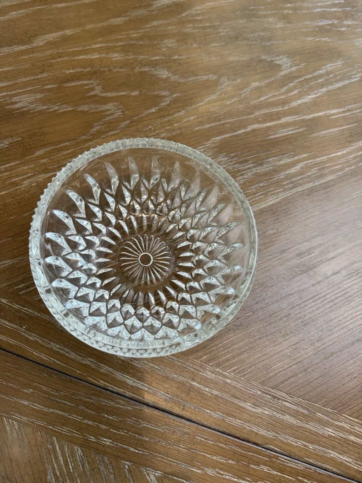 VINTAGE INDIANA GLASS LIDDED CANDY BOWL SERVER SUGAR