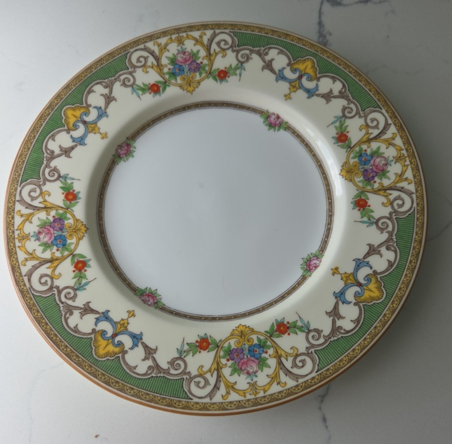 7 VINTAGE Mintons England KENORA GREEN 8 3/4 Plates Buy 1-7 Plates EUC