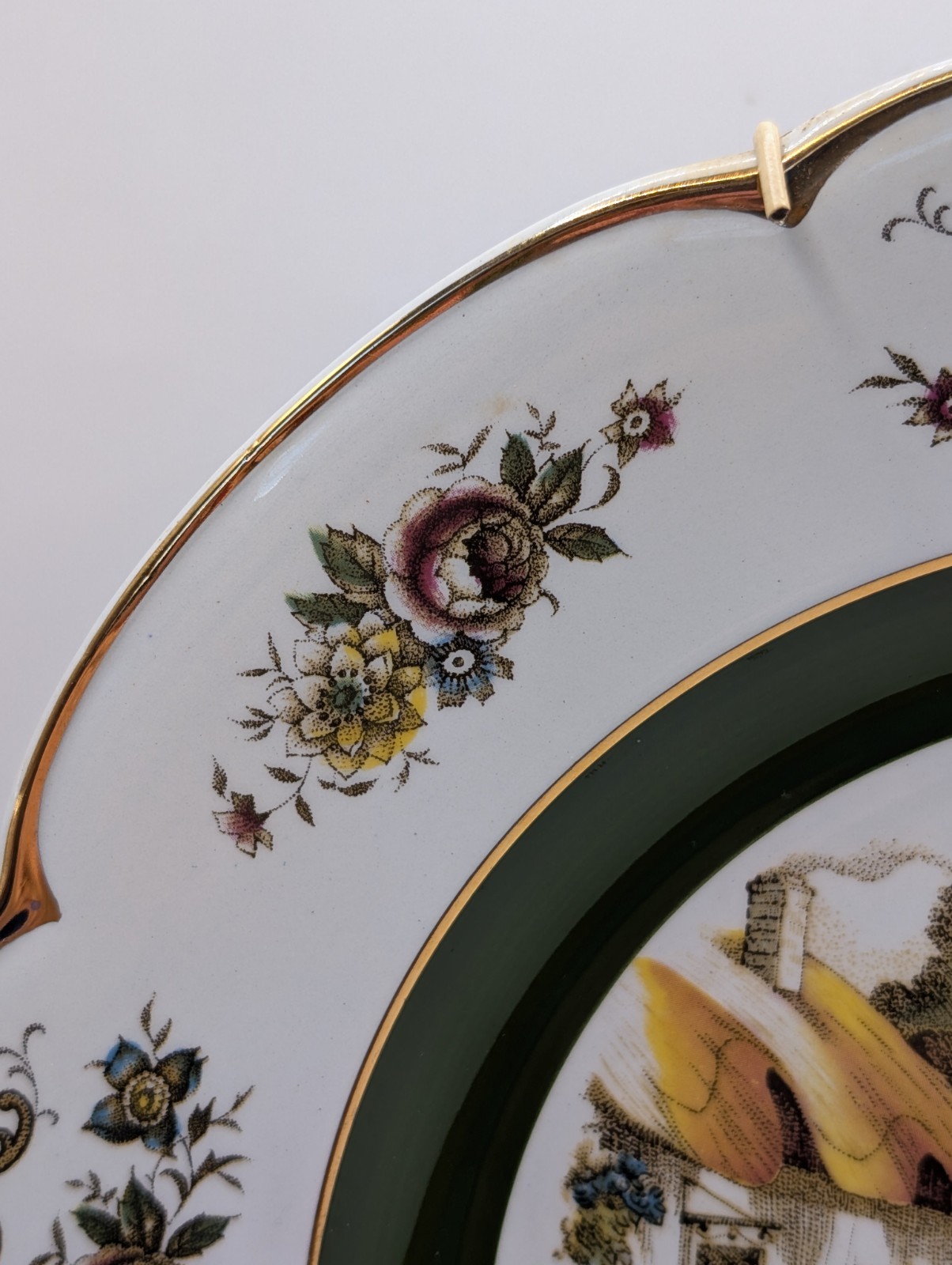 Vtg Set 2 Ascot Service Wall Plates Wood & Sons England Decorative 10″ Hangers