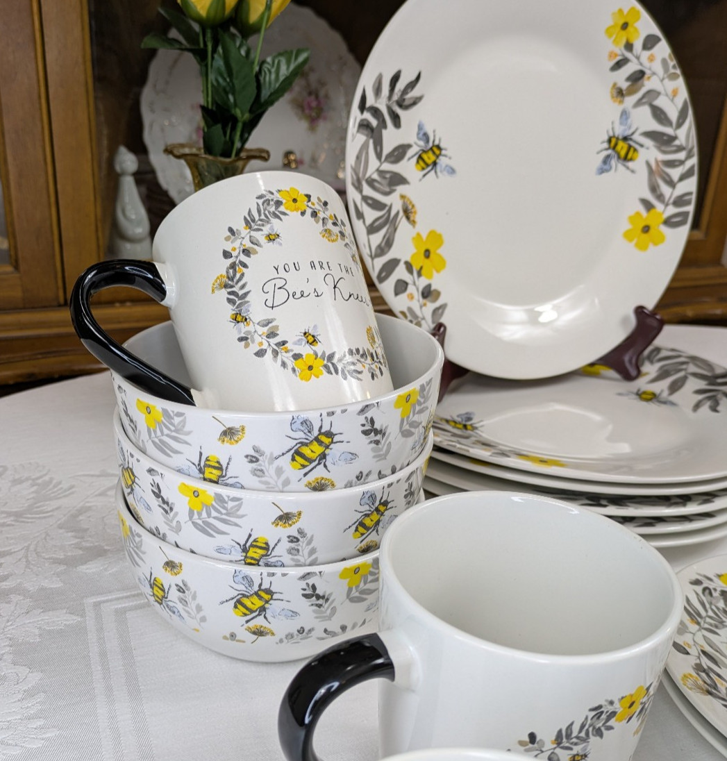 24 ROYAL NORFOLK BUMBLEBEE & FLOWERS Service for 6, Dinner Salad Plate Bowl Mugs