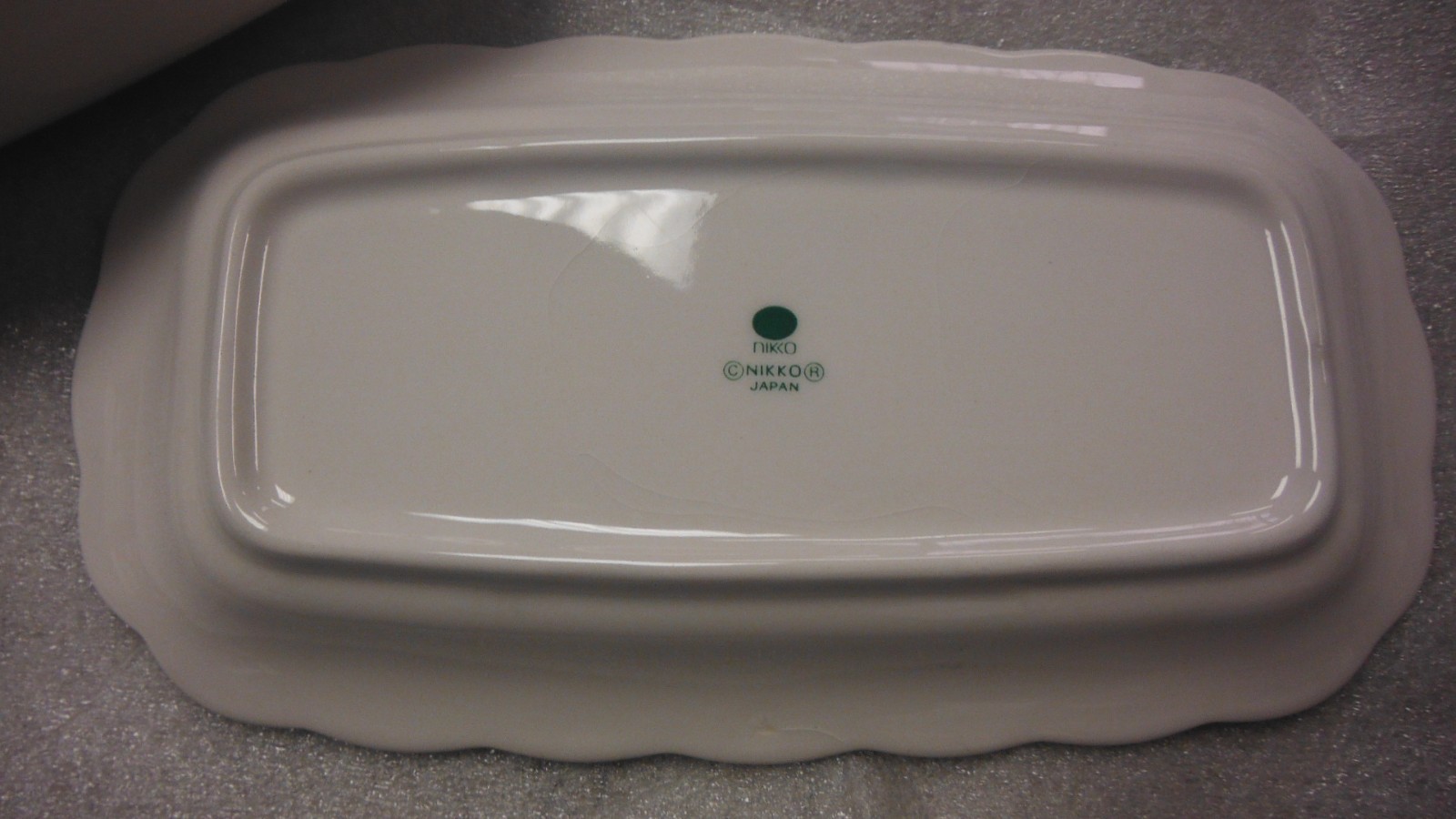Nikko HAPPY HOLIDAYS Covered Butter Dish Japan Christmas Tree