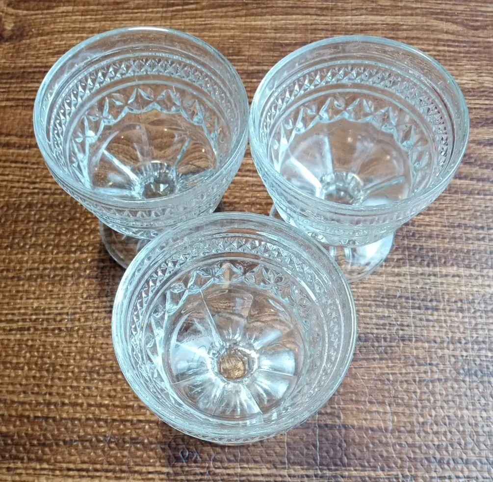 Vintage Wexford Anchor Hocking Pressed Glass 3.5″ Sherbert Fruit Dish Set Of 3
