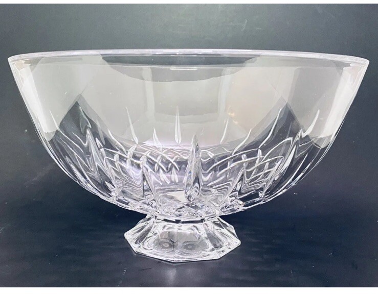 Vera Wang-Fidelity-10″ Footed Crystal Bowl Wedgewood Lead Crystal – Germany