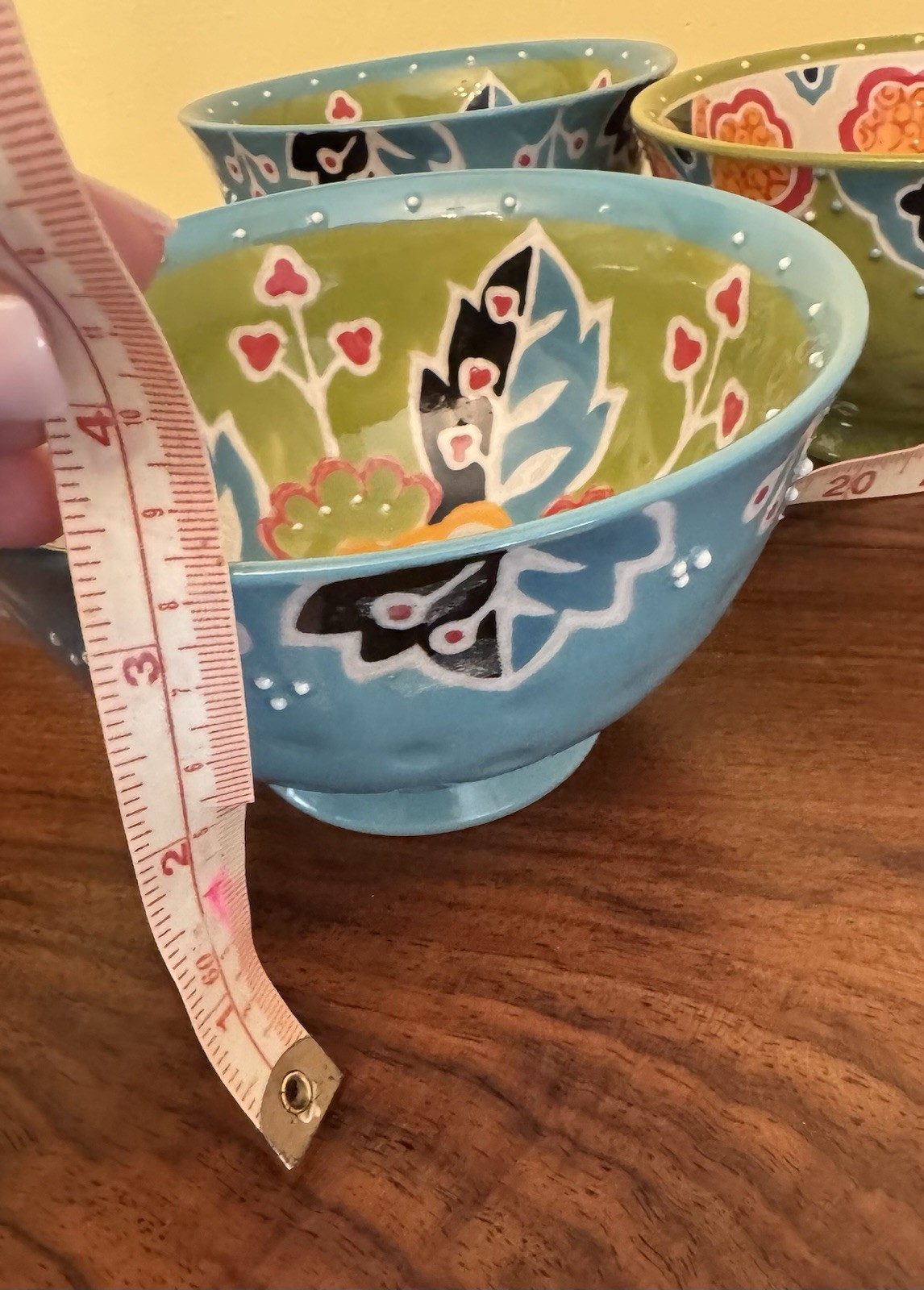 4 Yokohama Studio Japan 6″ Rice Soup Noodle Bowls Hand Painted & Embossed Dots