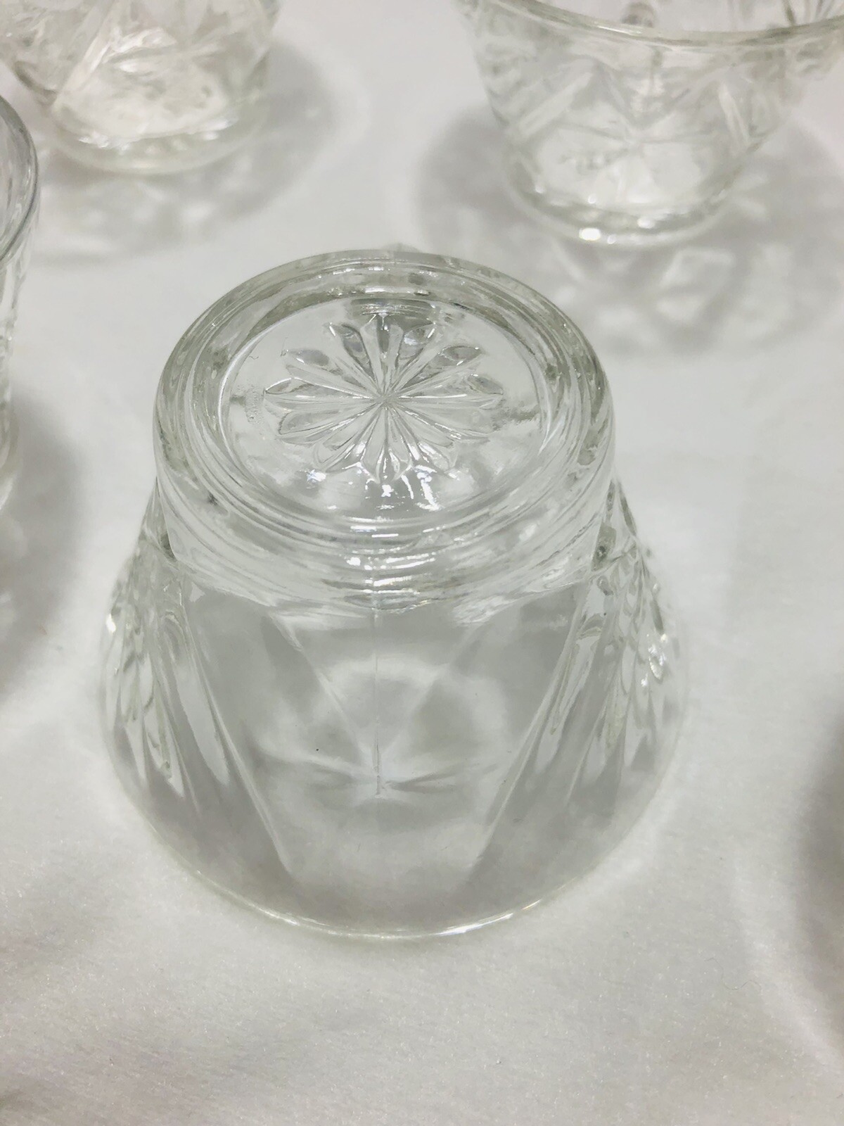 LE Smith Glass Pineapple Diamond Fan Punchbowl With Underplate