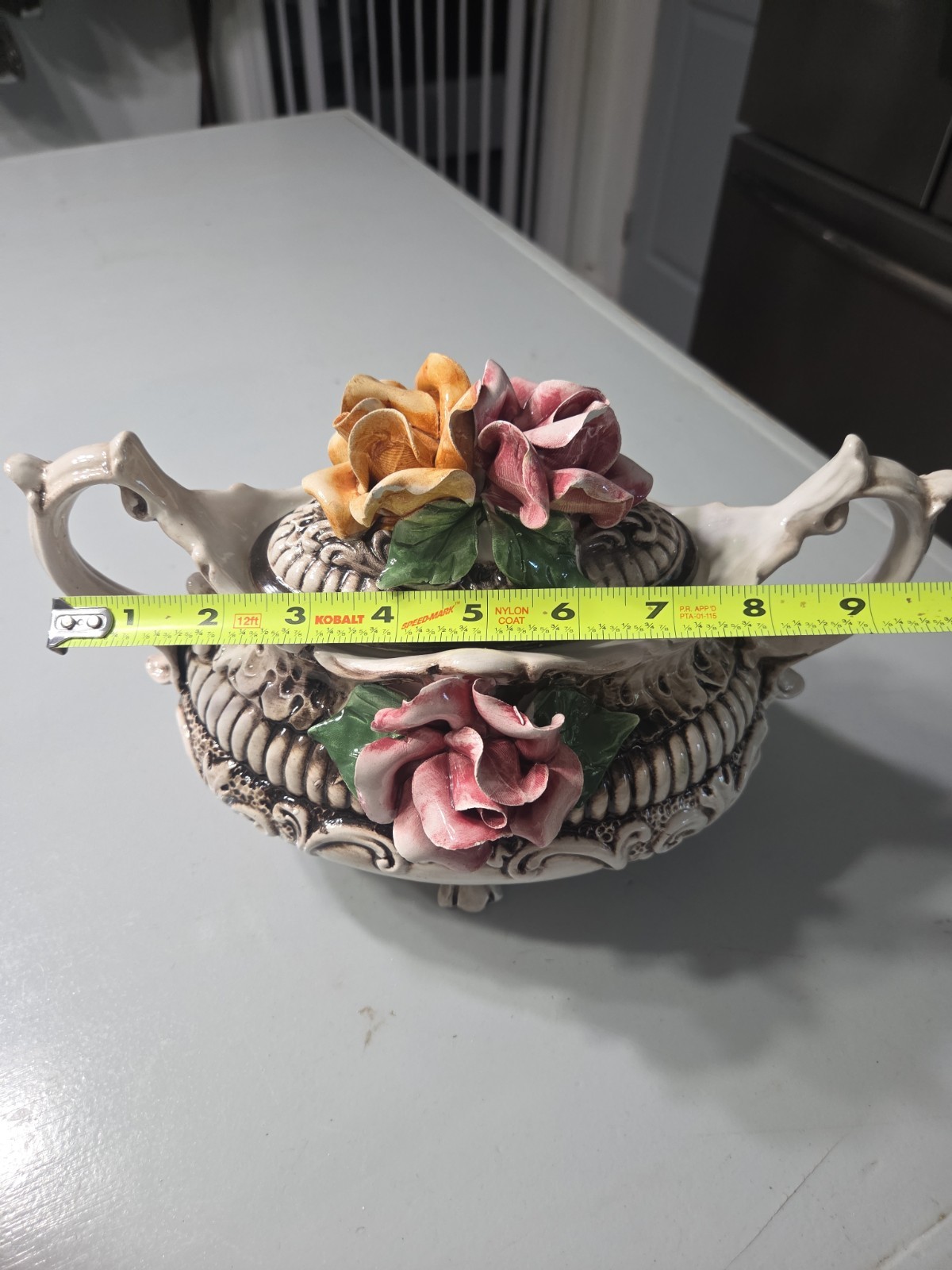 Capodimonte Style Footed Center Bowl/Tureen – Check Pictures As Also Description