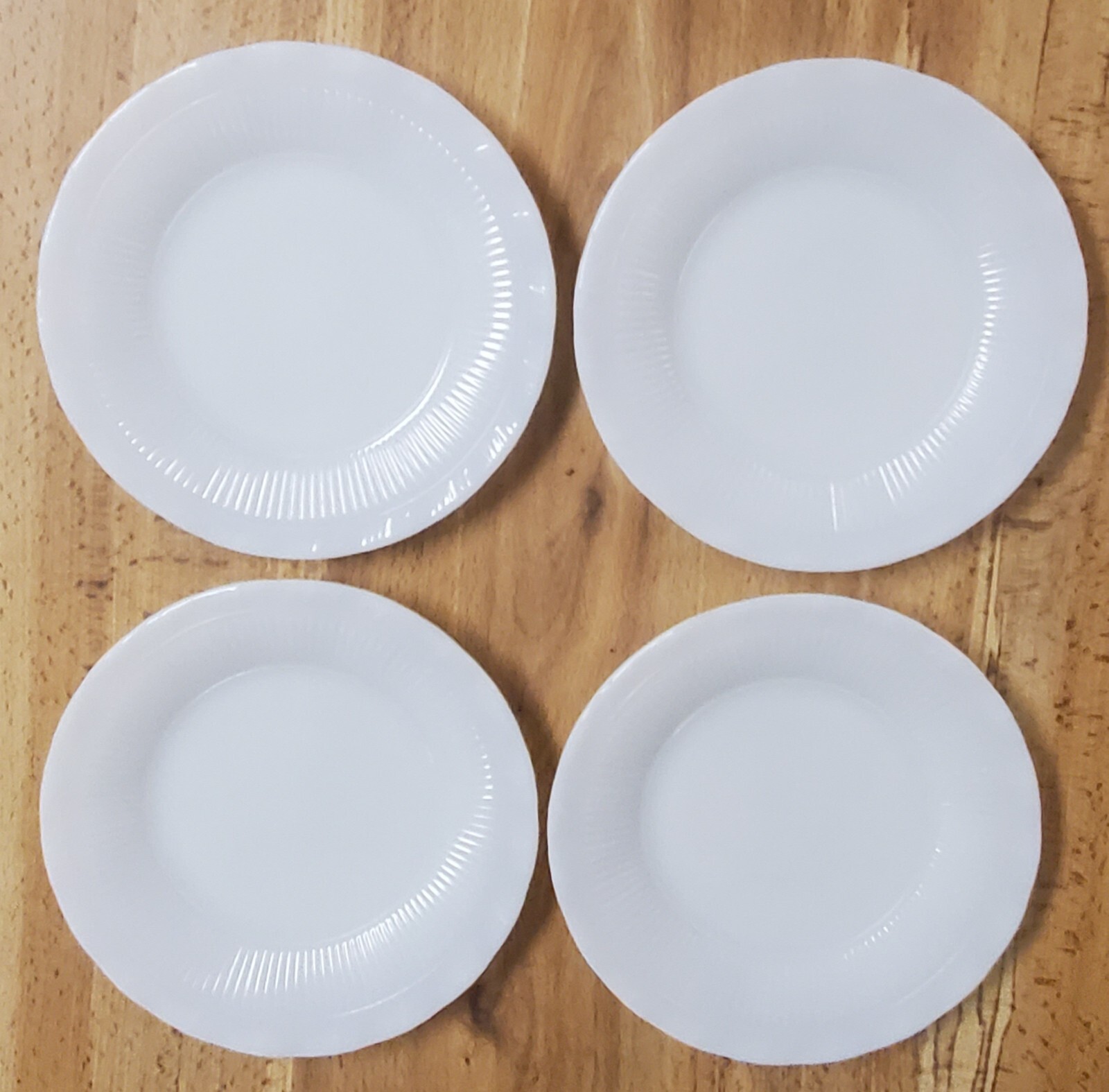 Set of 4 – Unbranded Vintage Dinnerware – Solid White 6″ Plates