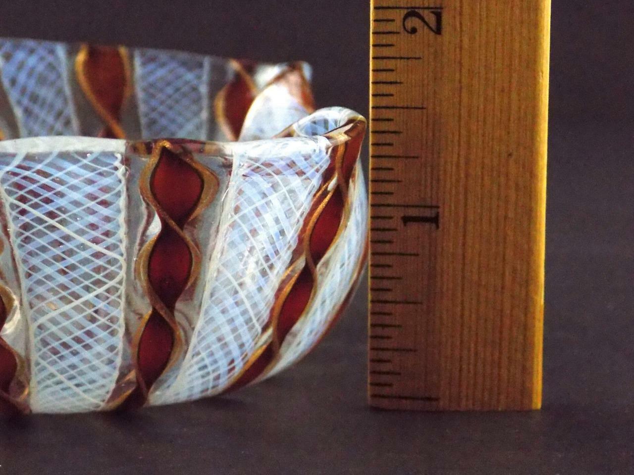 Avventurina Technique Art Glass Lipped Trinket Dish White Lattice Work