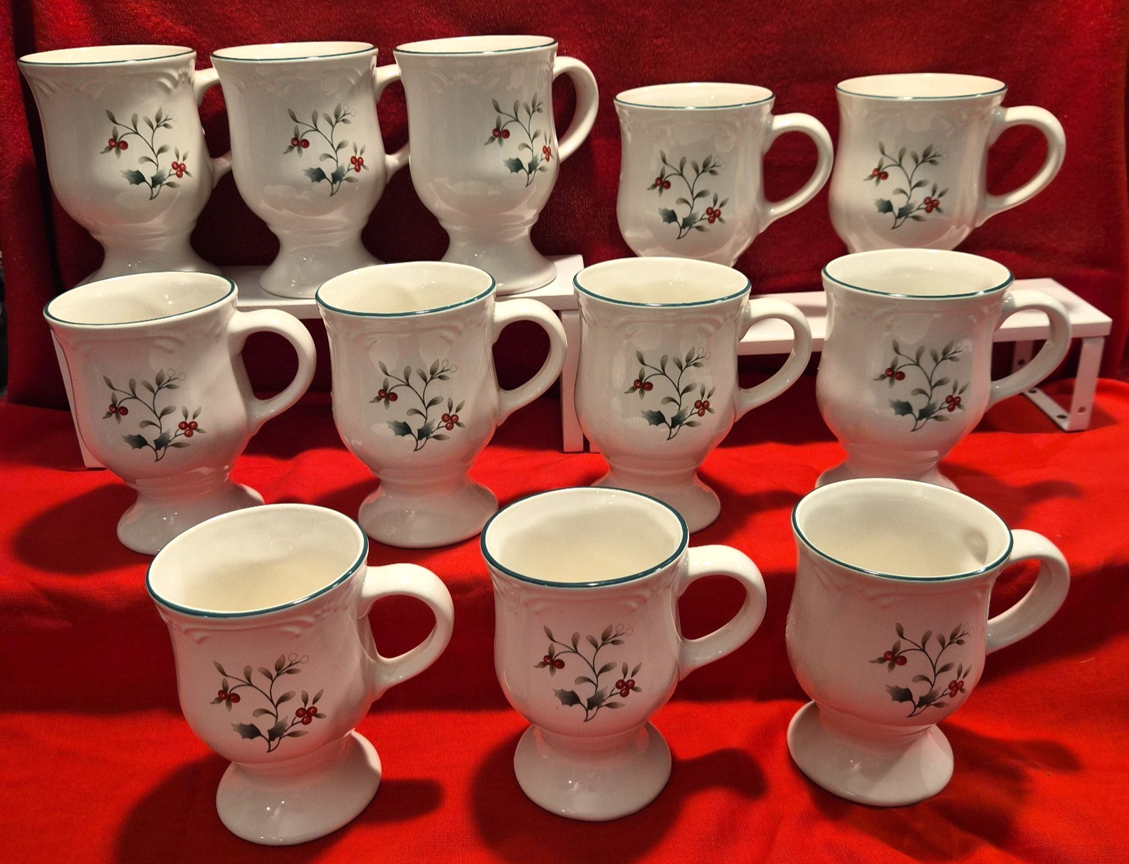 Vintage Pfaltzgraff Winterberry 5 in Pedestal Footed Cups Mugs 10oz – Set of 12