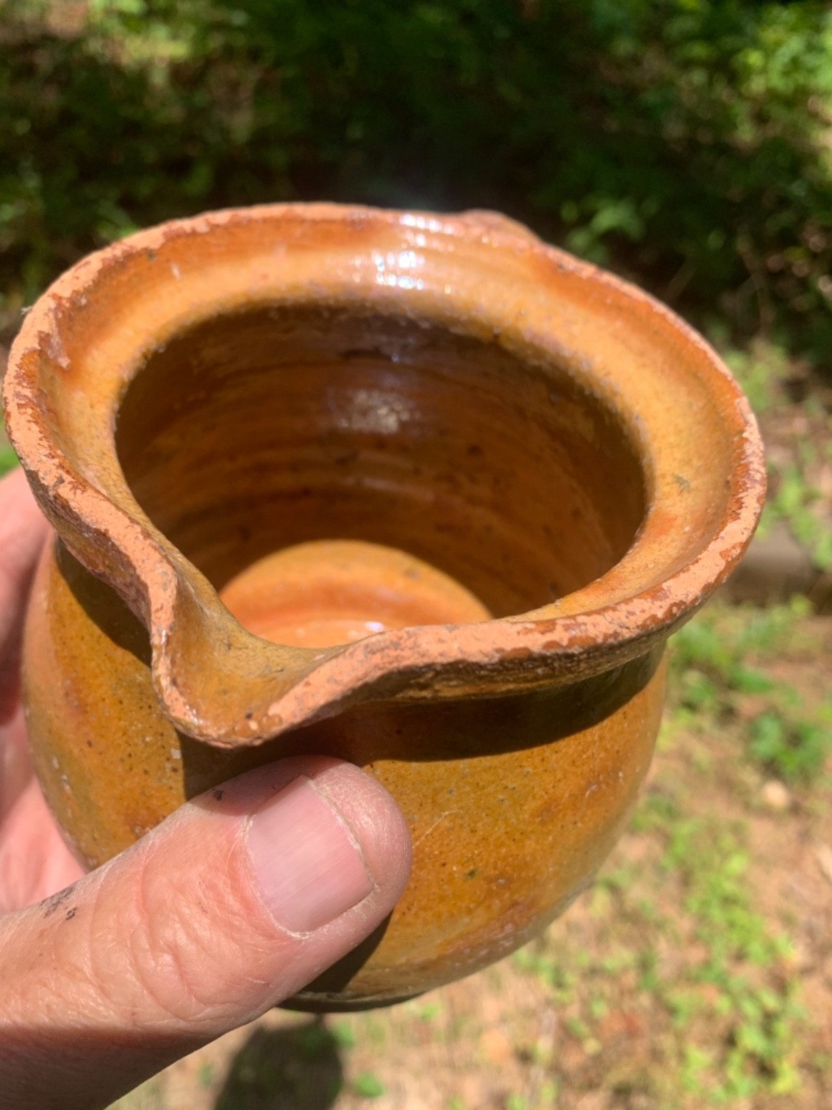 redware quart Pitcher Super Glaze no lid – flakes