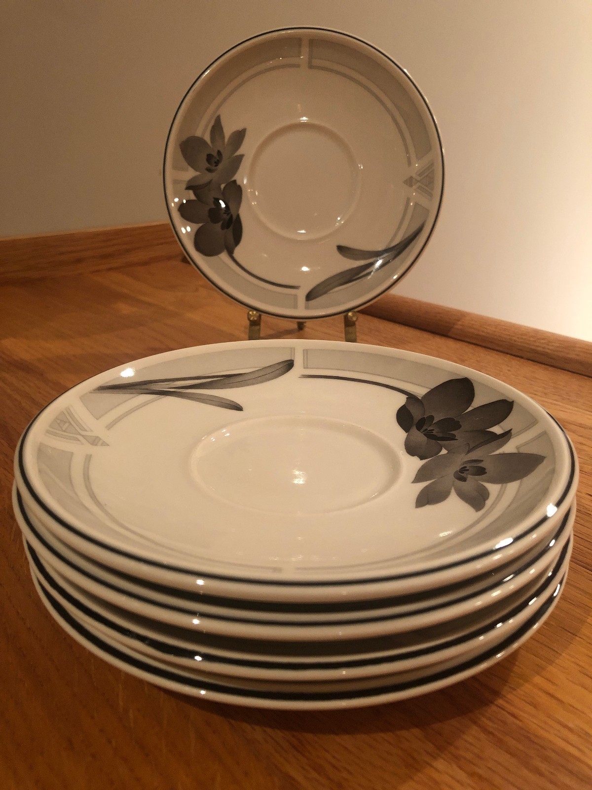 Noritake Misty Isle Black Tango 9137 Ireland Saucers SET 5 ~ NWOB