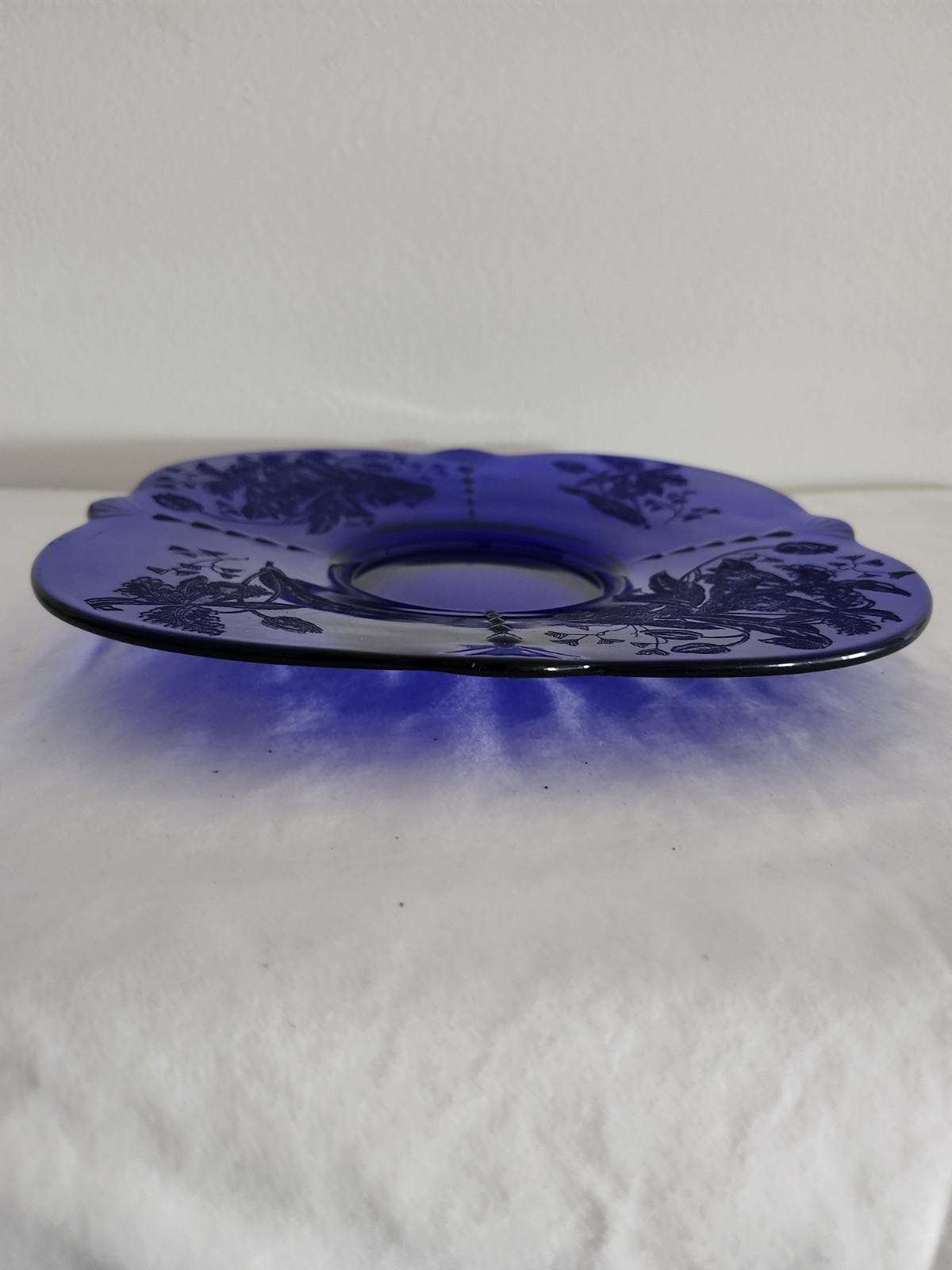 Paden City 10″ Cobalt Blue Glass Square Console Tray plate Orchids Crows feet