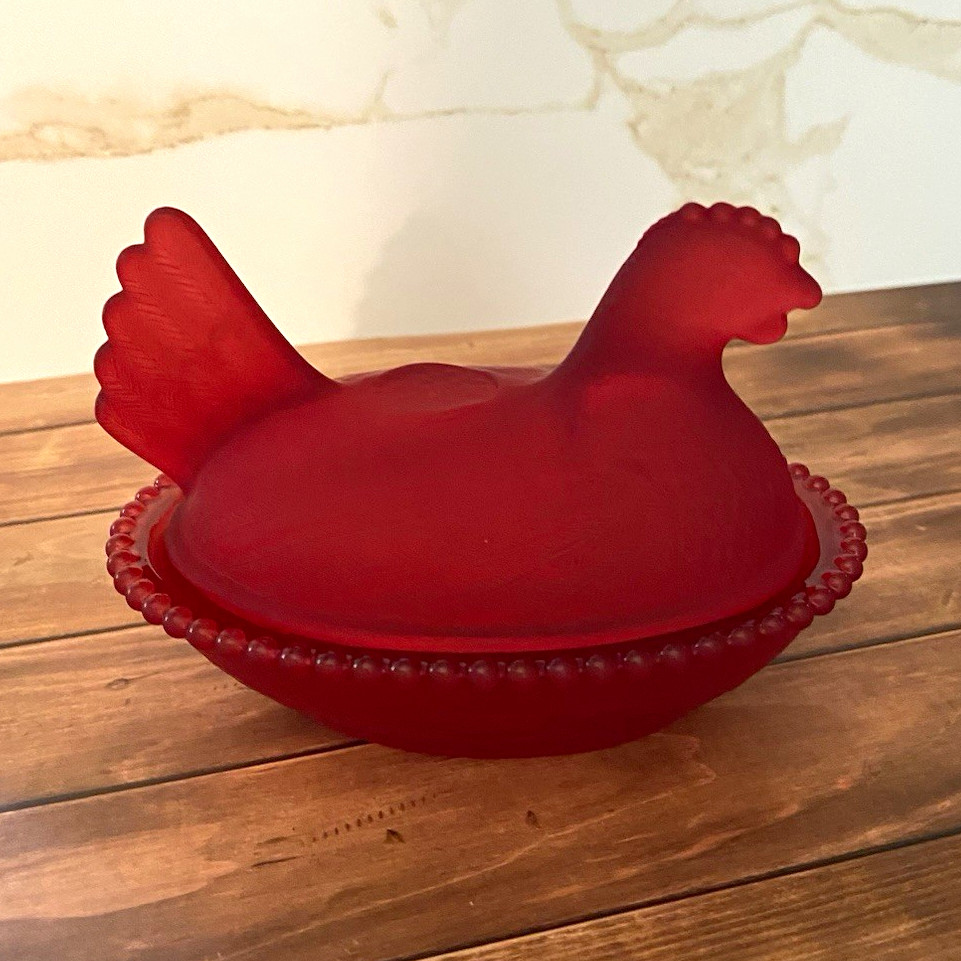 Red Glass Chicken Hen Covered Dish w/ Lid, Matte Finish, Round, 2pc Set