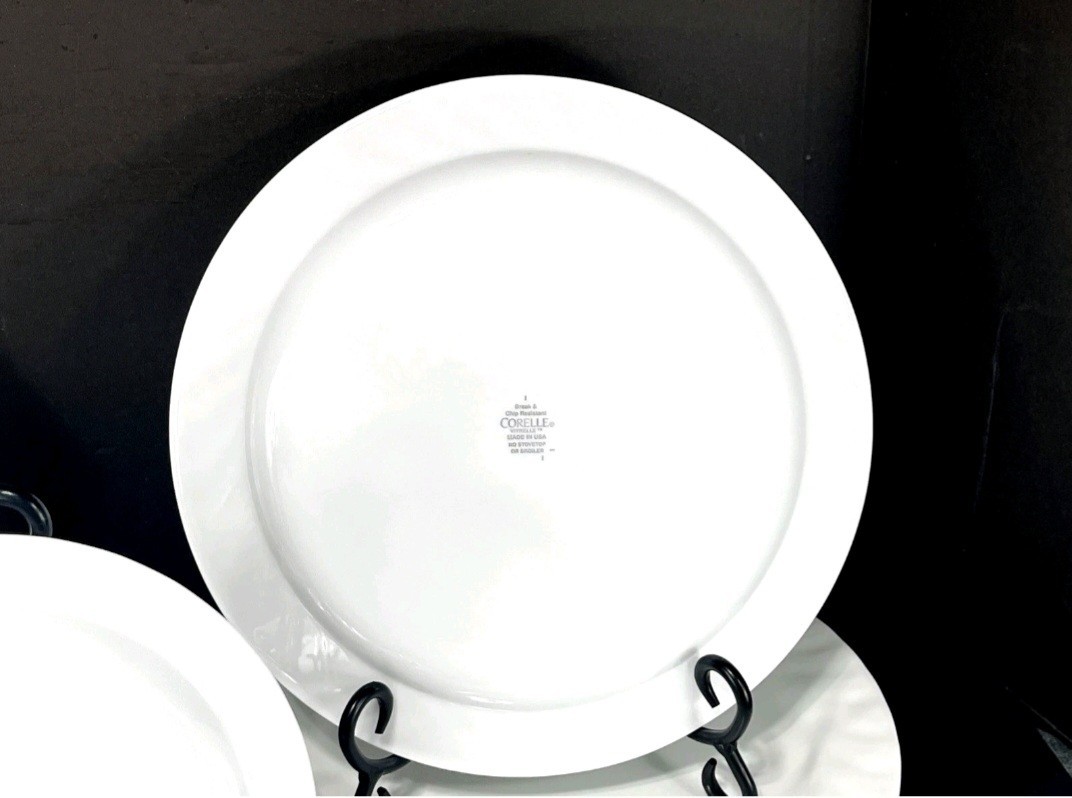 12 Pc Corelle Corning Enhancements: 4 Dinner 4 Luncheon (9″) 4 Salad Plates EUC