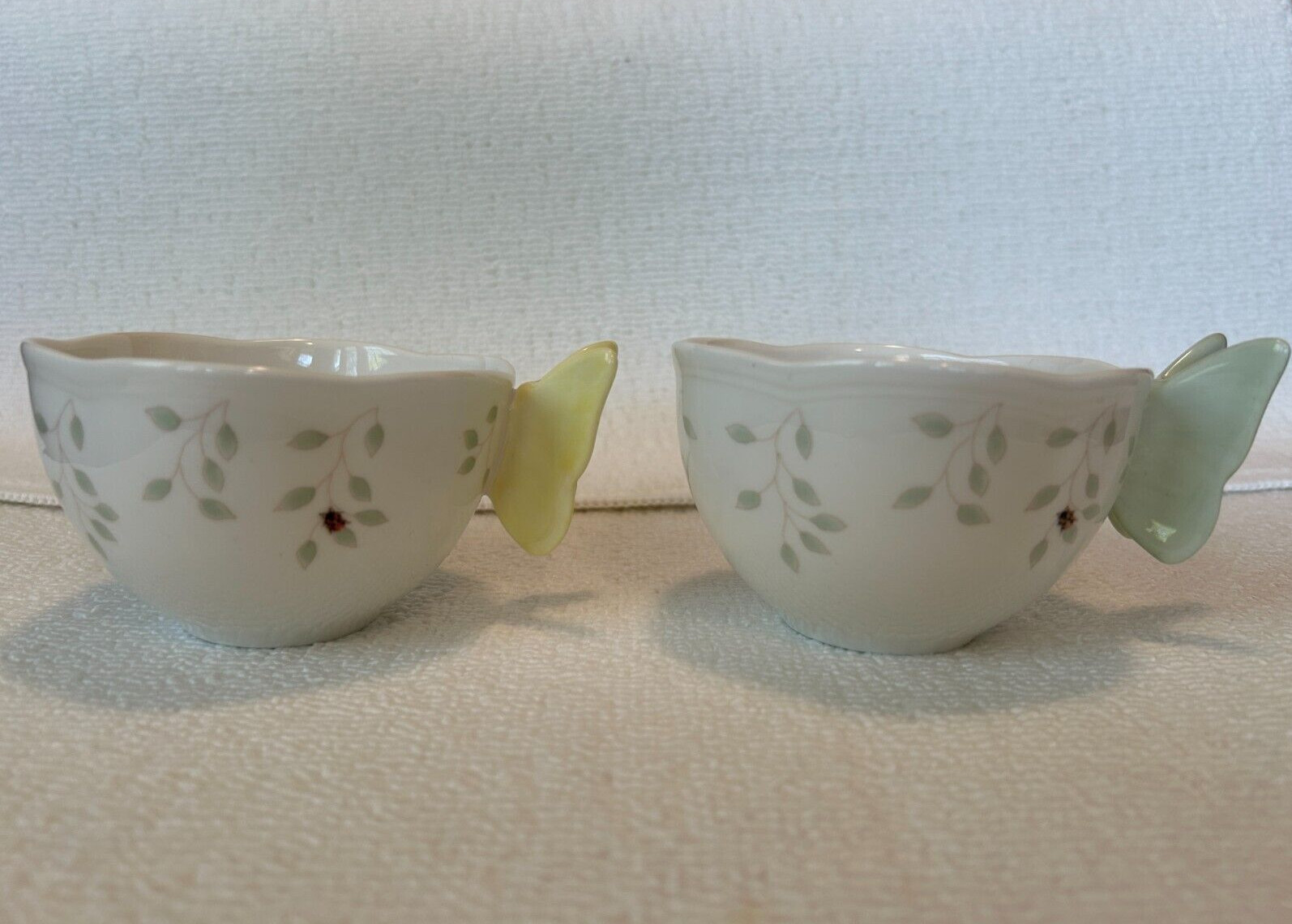(2) Lenox Teacup Butterfly Meadow Handle Coffee Cup Mug w/ a Bumble Bee
