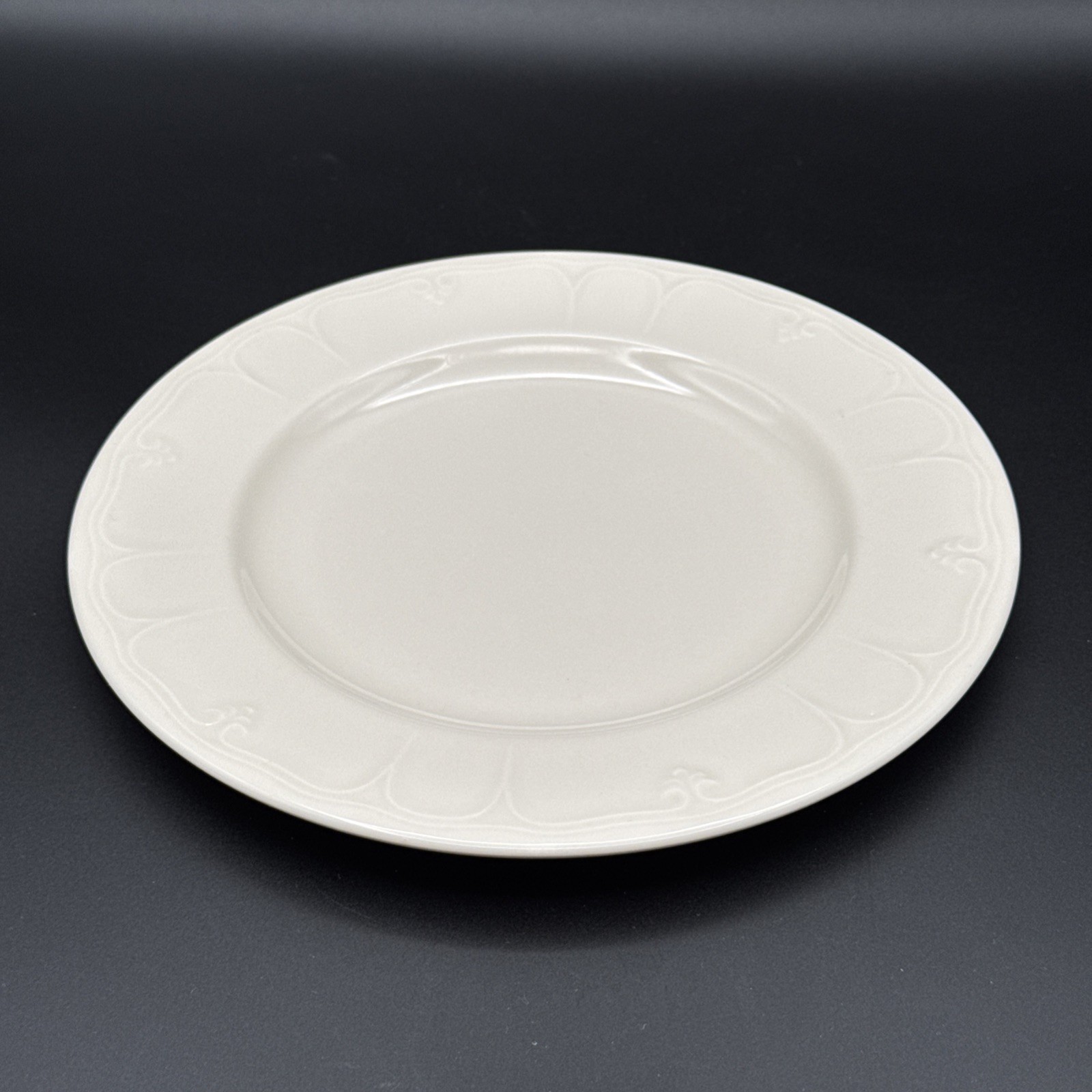 Lenox Salad Dessert Plate 8″ Dia. Casual Elegance Embossed Ivory White