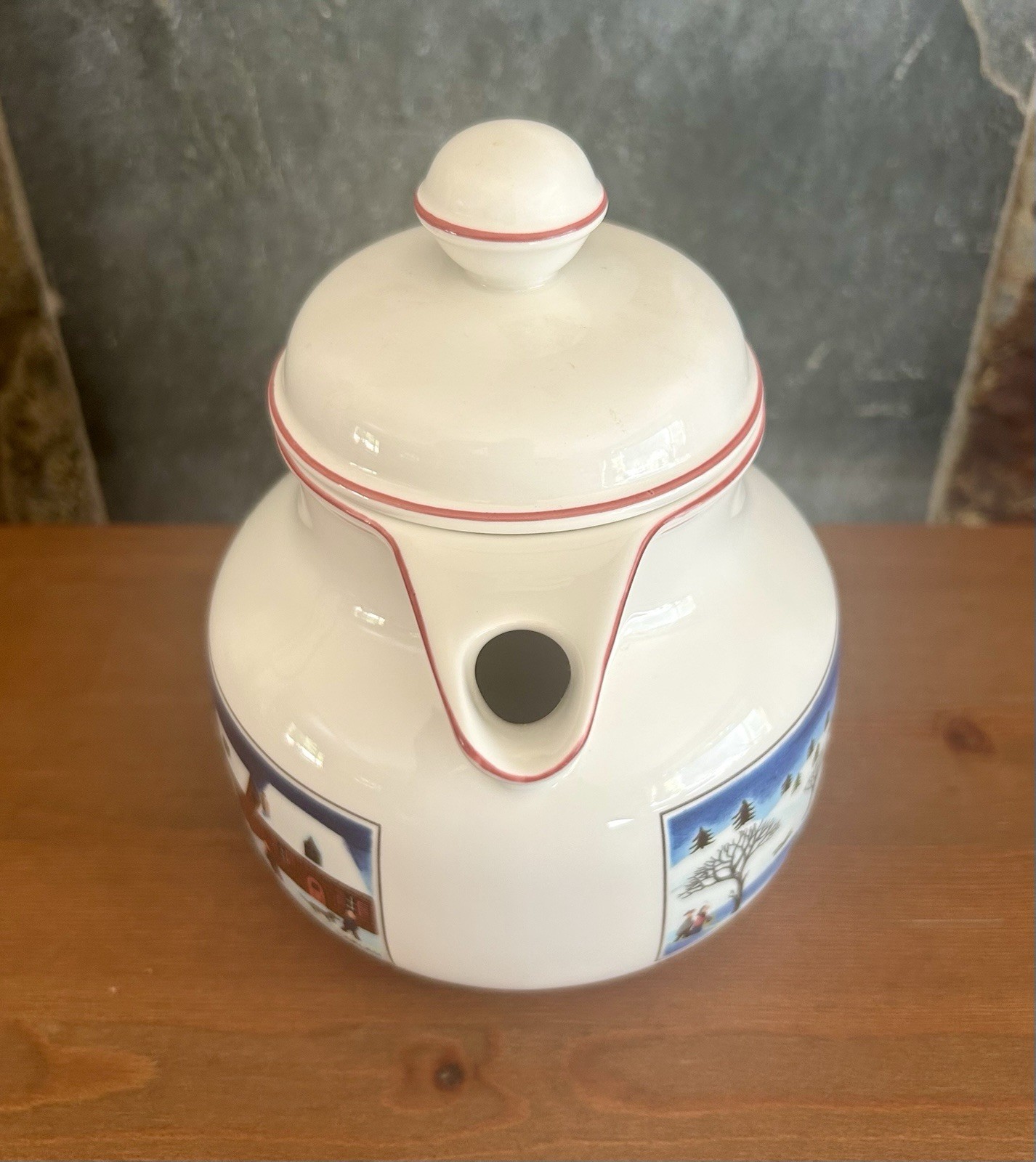 Villeroy & Boch Naif Christmas Teapot Porcelain Lid 3-Cup Folk Art Gerard Laplau