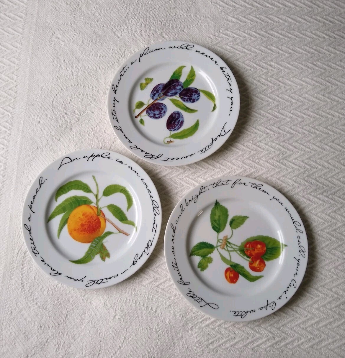 Williams Sonoma salad dessert Plates set of 3 Orchard Suite cherry peach plum