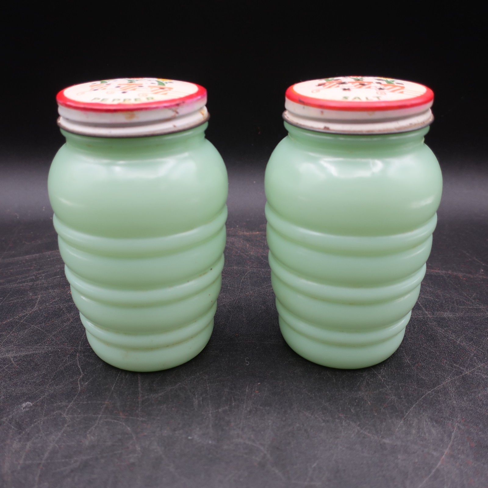 Vtg Fire King Jadeite TULIP LIDS SALT PEPPER shaker set 1950s Beautiful HTF