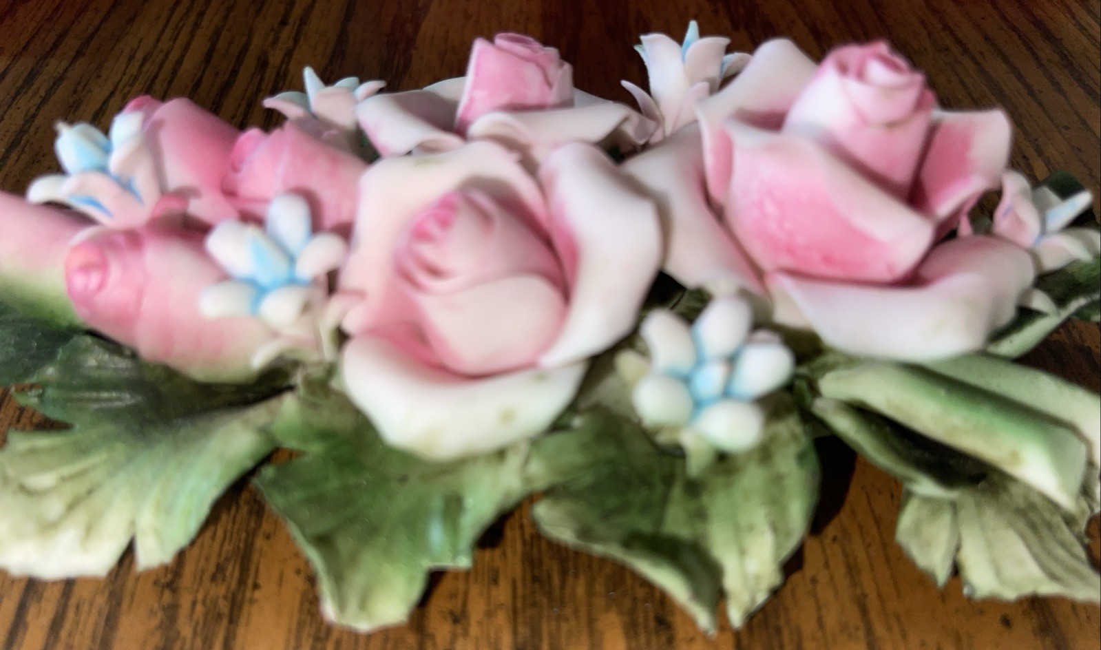 Beautiful 6” L Nuova Capodimonte Pink Rose Ceramic Centerpiece Italy Vintage