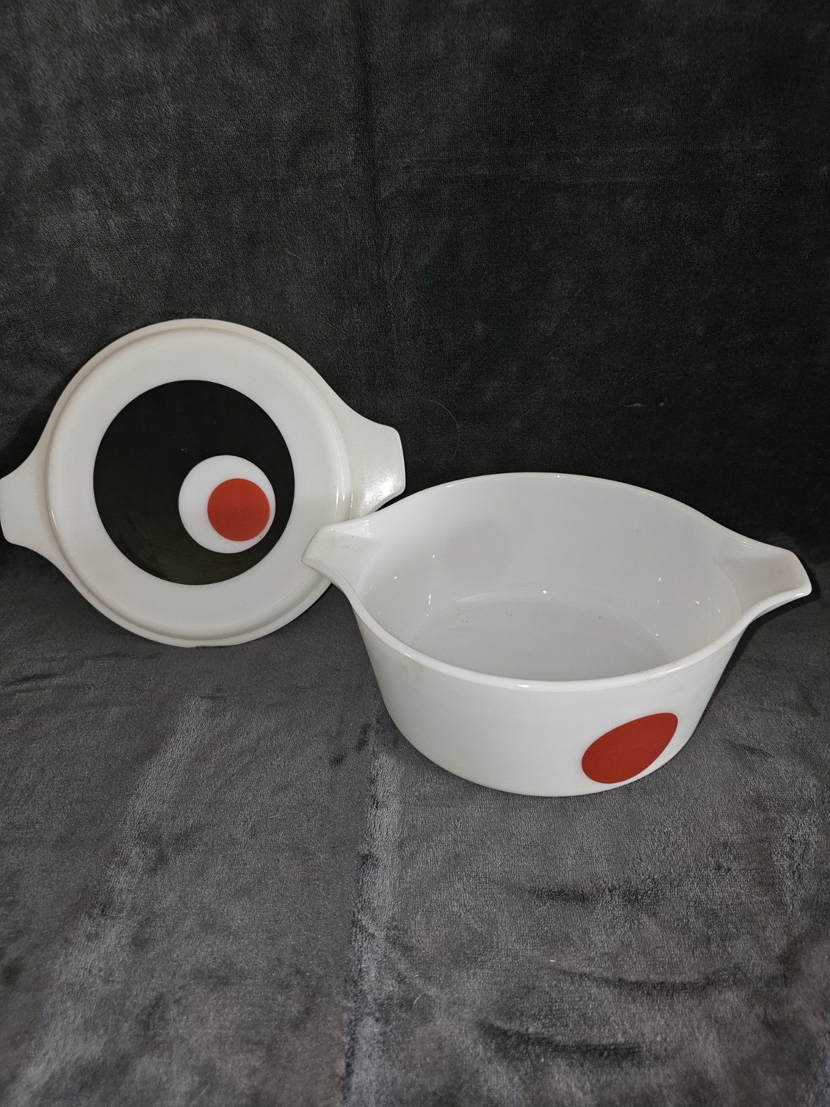 Vintage Pyrex Moon Deco Casserole Dish & Lid 2.5 Quarts 475-B Limited Ed 1971