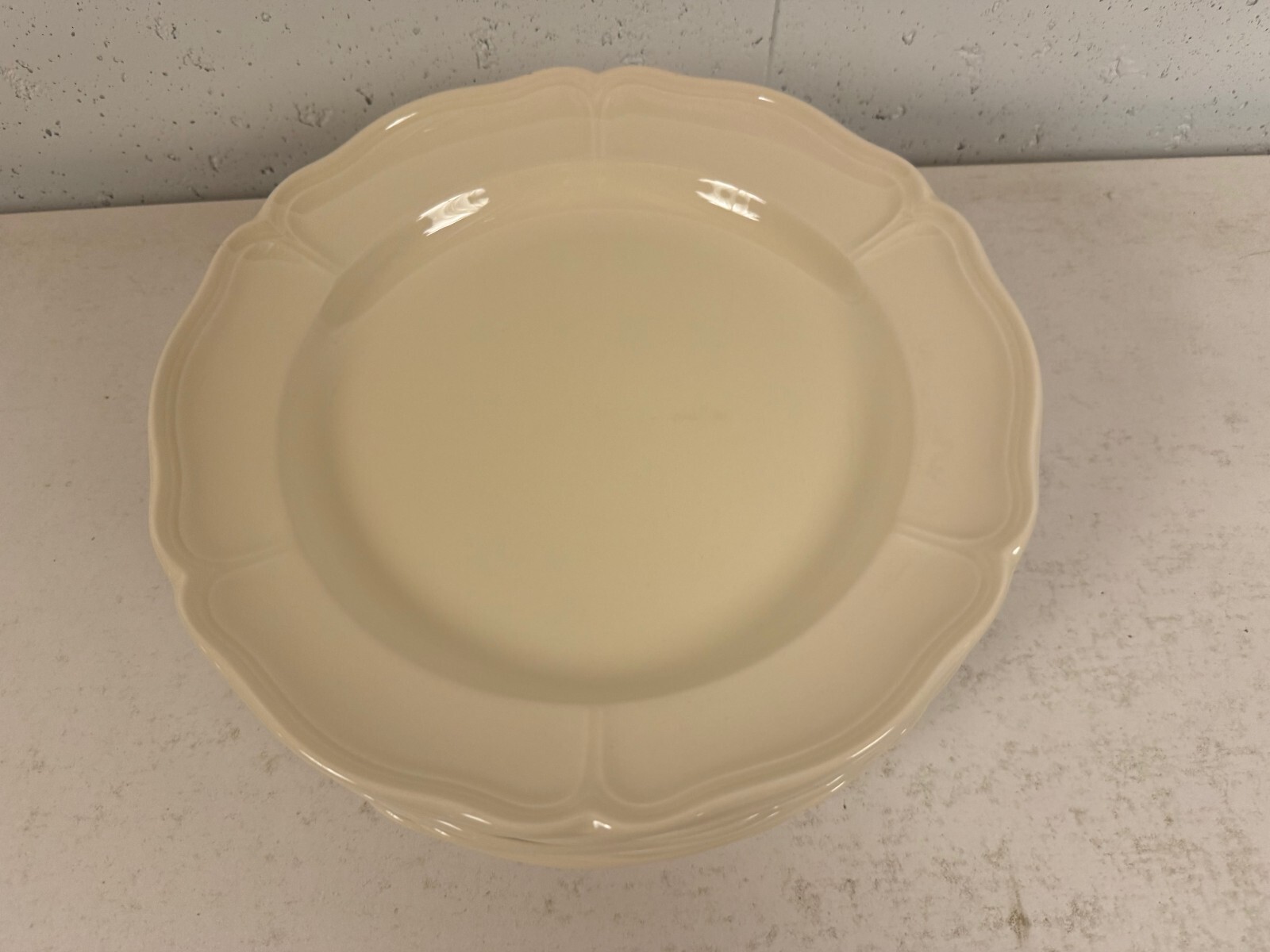 Wedgwood Porcelain Queens Shape Set of 12 Dinner Plates 10 1/4″