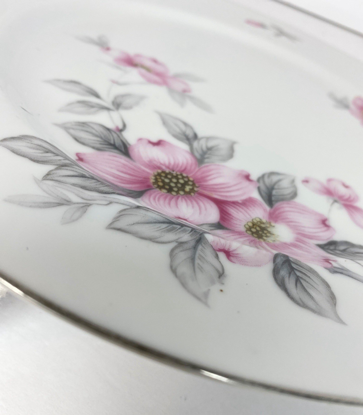 Harmony House “Dogwood” by Seyei Bone China Plates. Japan. Vtg.