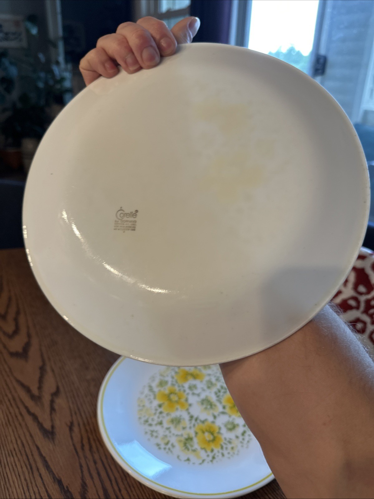 Corelle April Showers Yellow Flowers 10.25” Dinner Plates Corning Vintage