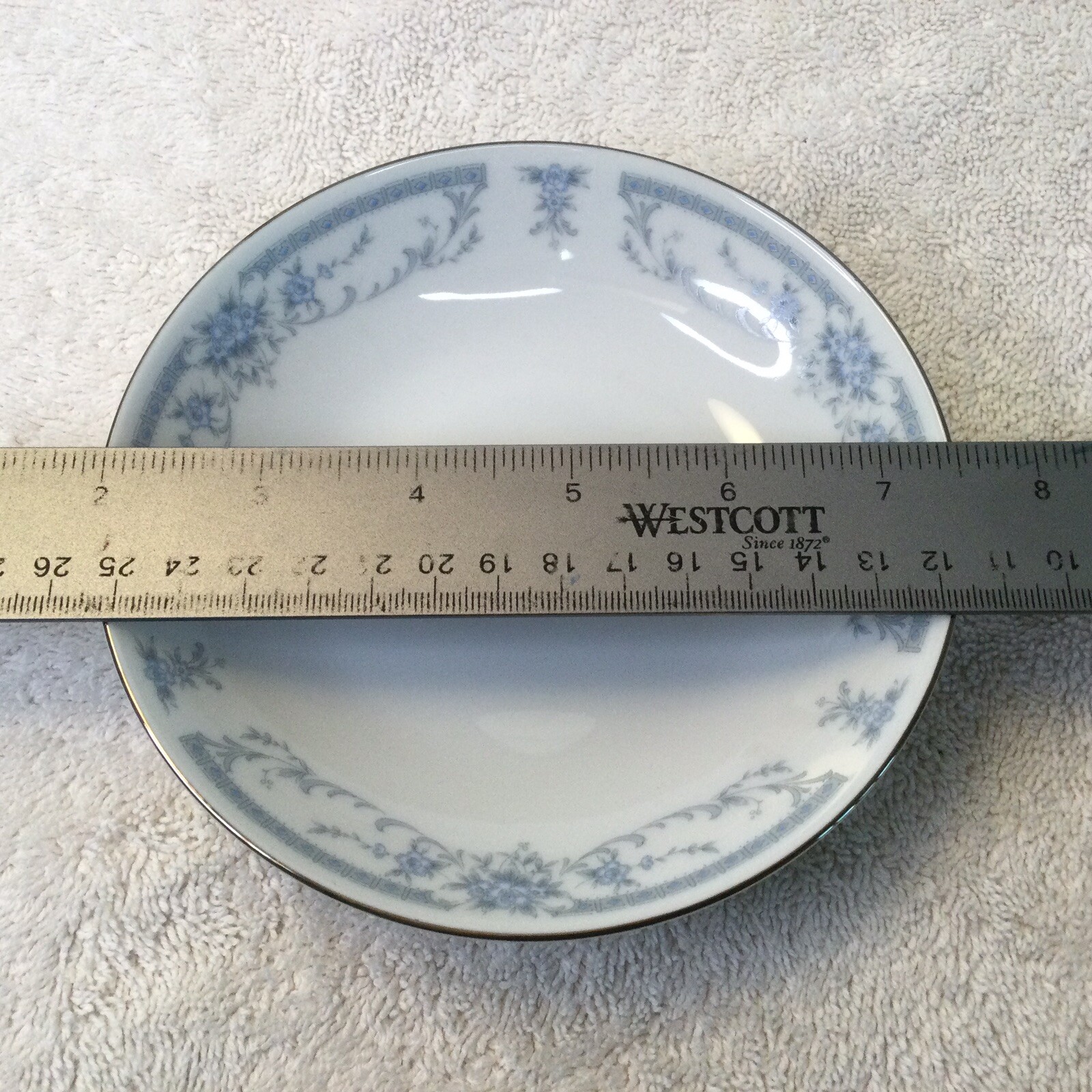 SHEFFIELD Blue Whisper Porcelain Fine China Dessert Bowl. Made in Japan-Exc Cond