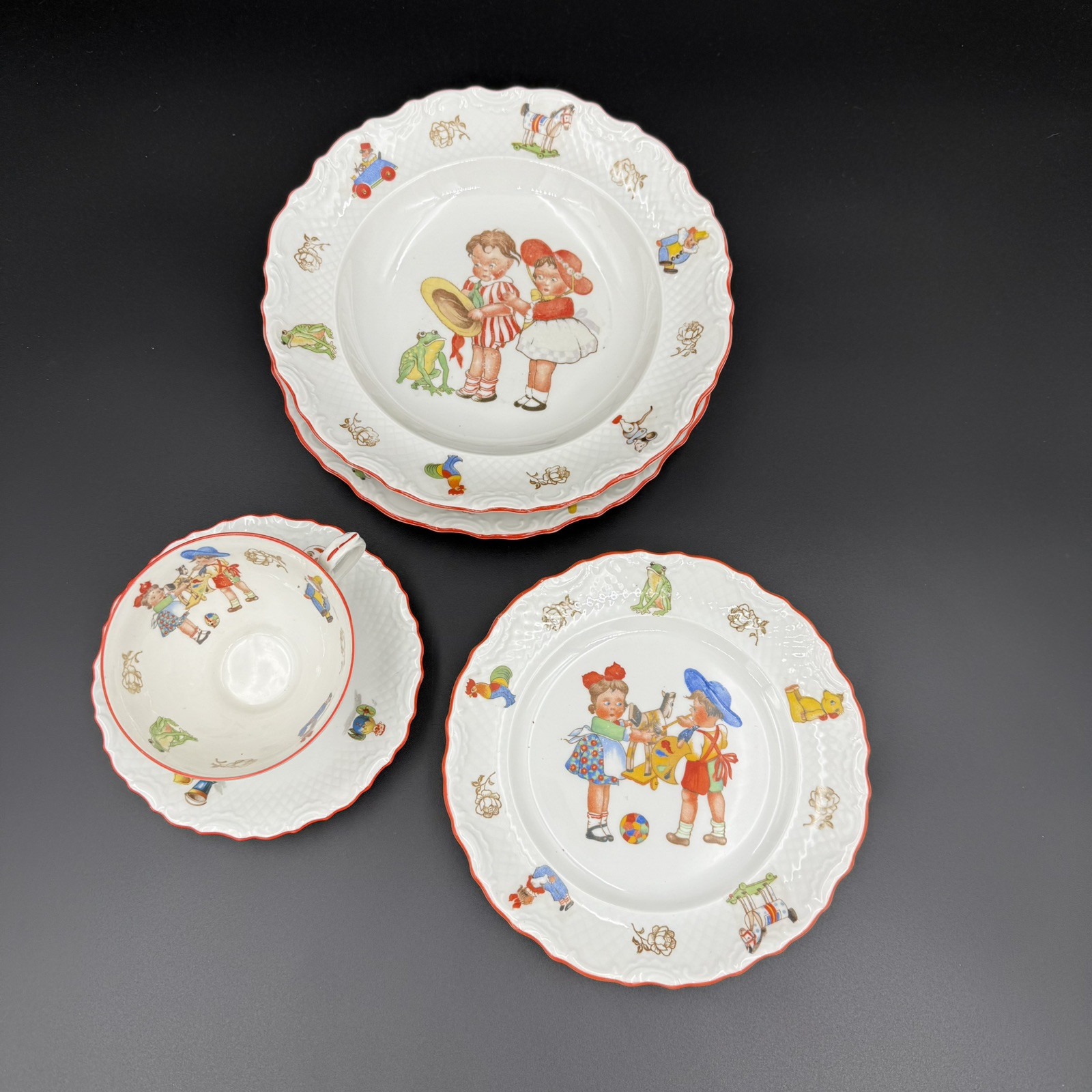 Johann Haviland Bavaria Schumann Germany 5 piece Childrens Nursery china set
