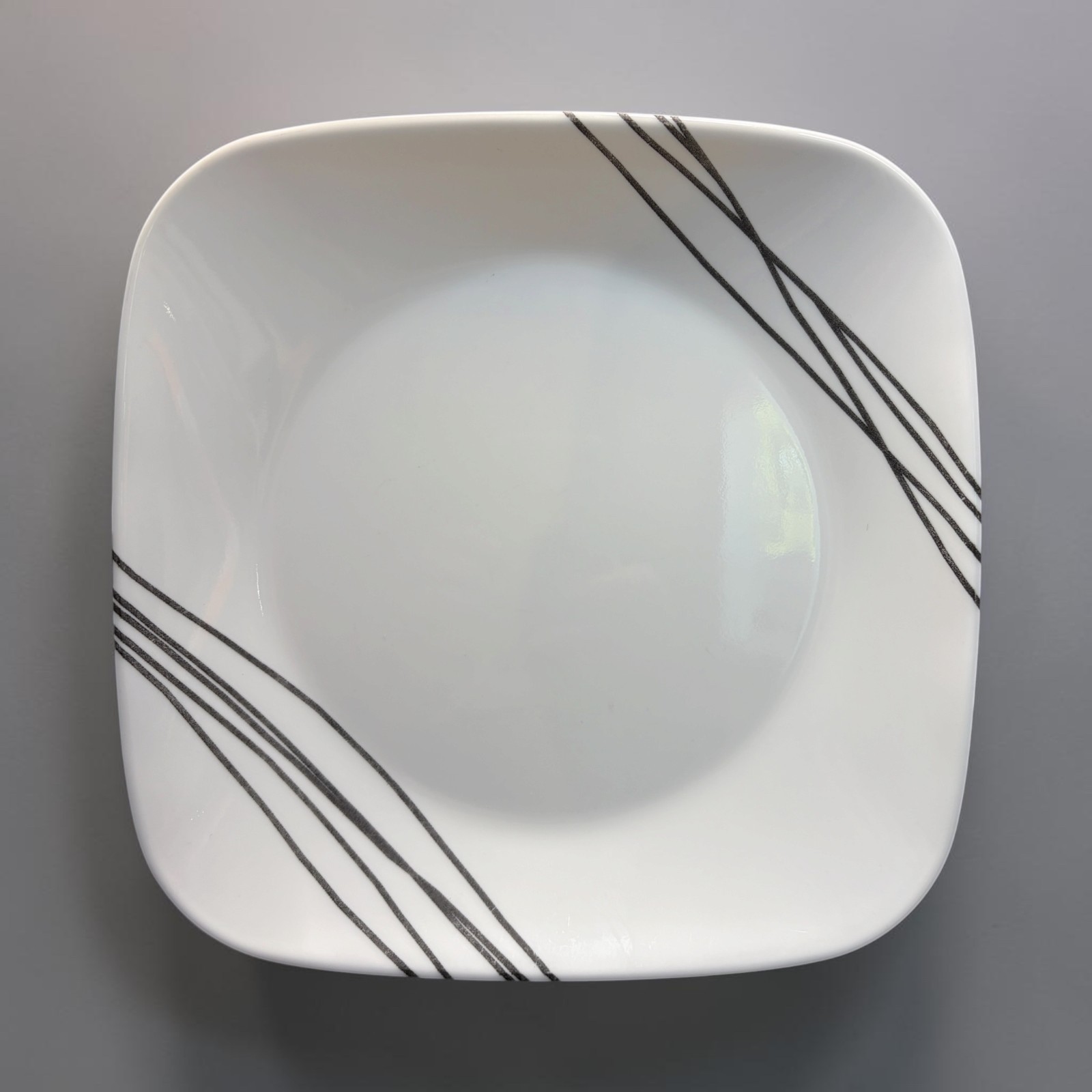 Corelle – Vitrelle – SIMPLE SKETCH – 9 in Salad plate replacement – MINT