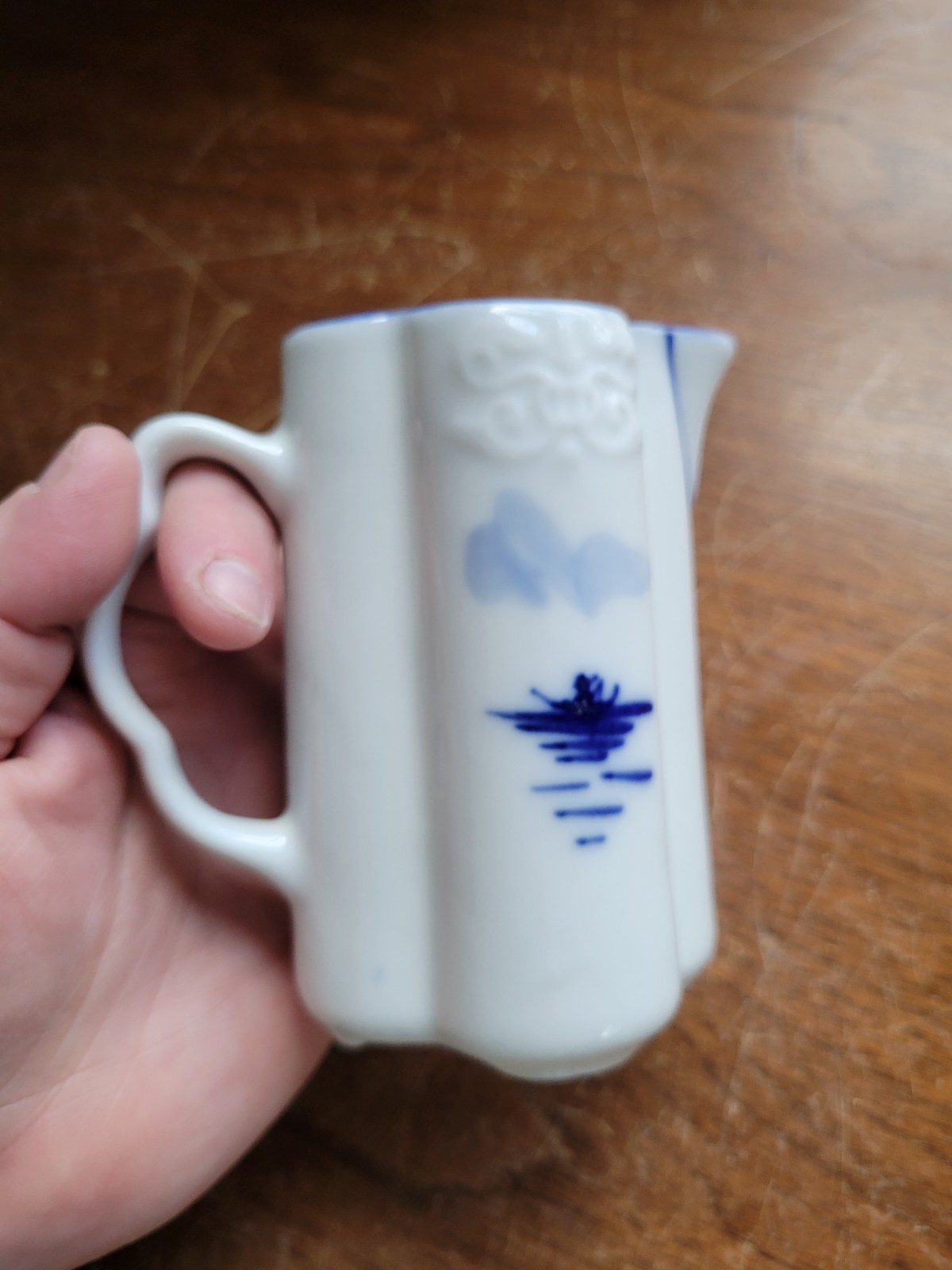 VTG 4-1/4″ Delft Style Blue & White Eggshell Porcelain Lobed Creamer Pitcher
