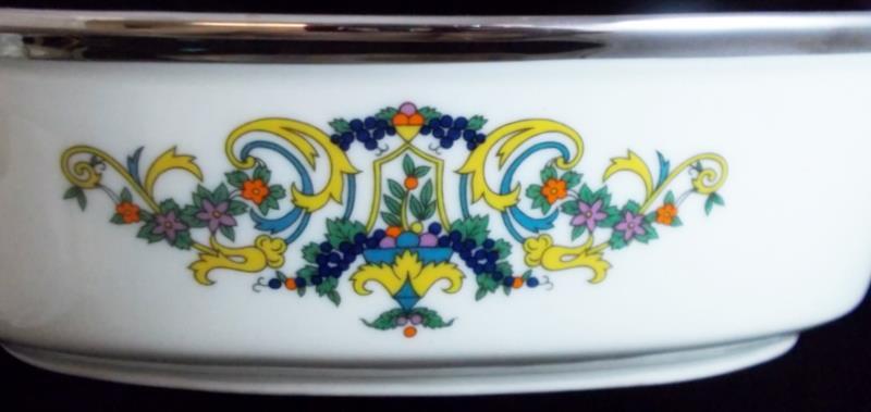 Lenox FAIR LADY Oval Vegetable Bowl 10.25 Inch Cream Background GREAT CONDITION