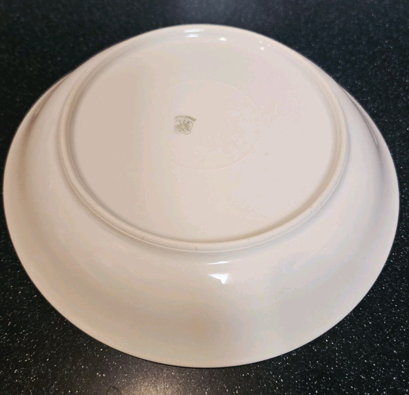 Atq Schwarzburg Germany RSC15 Rose Garland Coupe Soup Bowl 7 13/16″ FREE SHIP
