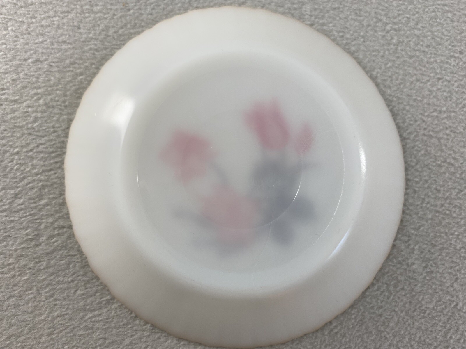 2 Termocrisa Translucent Milk Glass 7.25″ Soup Bowls Red Floral Pattern