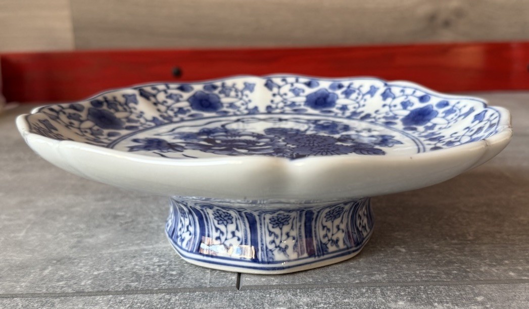 Blue White Porcelain Centerpiece Pedestal Footed Bowl Tazza Dish Floral Pattern