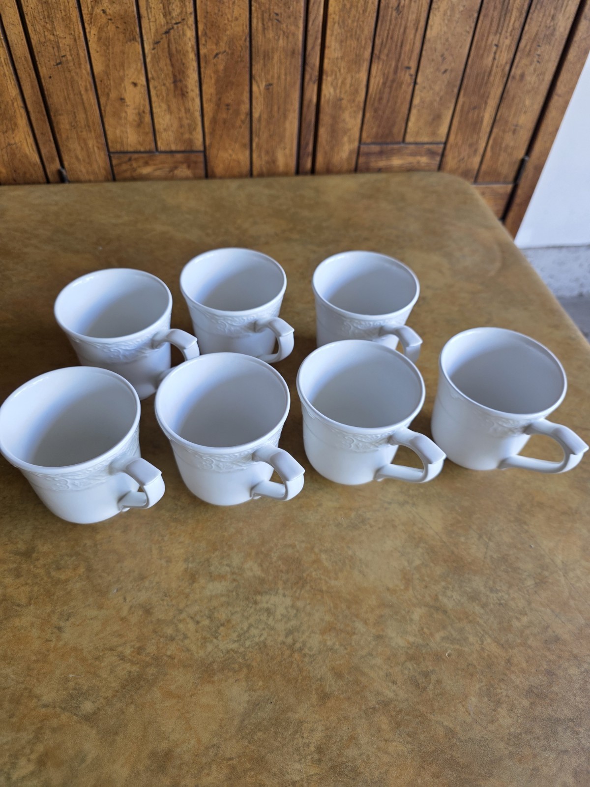 Johnson Brothers England Richmond White Embossed Trellis Coffee Mug Set Of 7