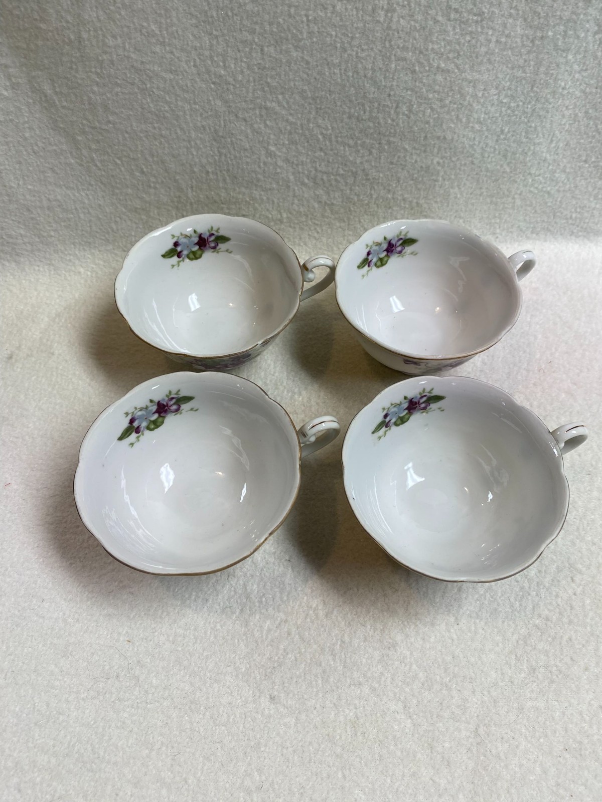 Vtg Hand-painted Lefton Purple Violet 8 Piece Snack Plates with Matching Cup Set