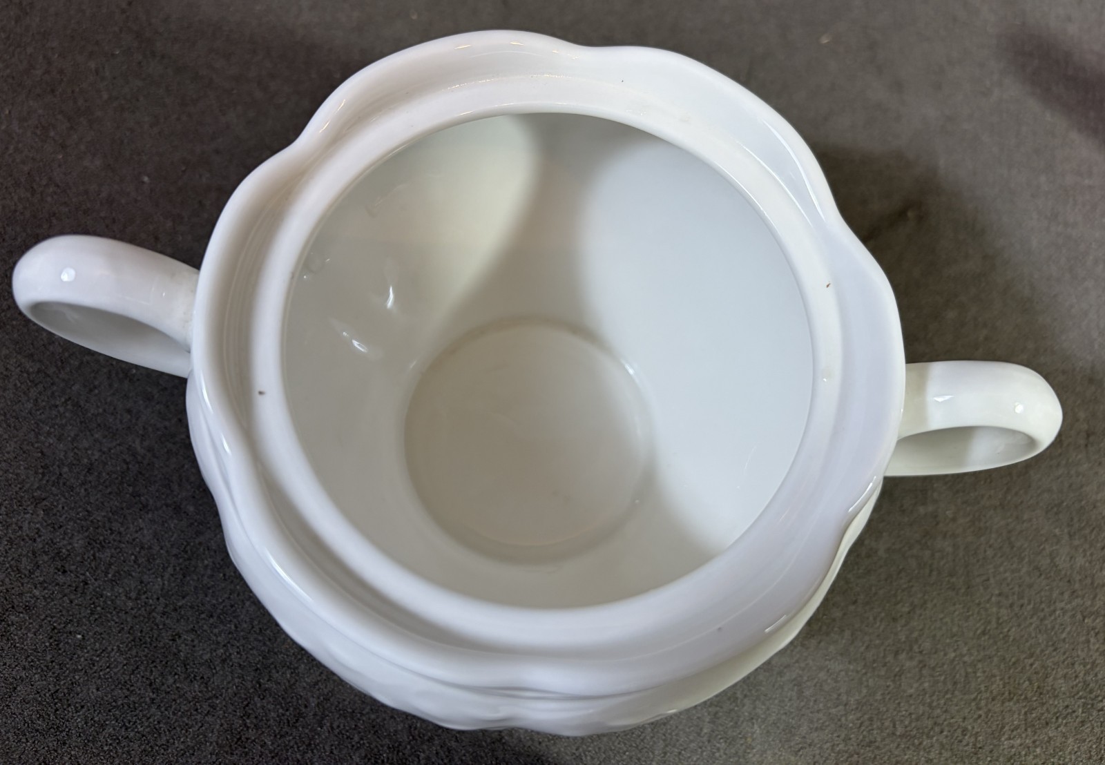 LENOX BUTTERFLY MEADOW CLOUD CREAMER AND SUGAR BOWL WITH LID