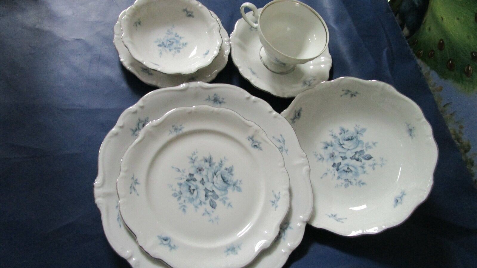 Johann Haviland Blue Bouquet Platinum Setting 7pcs /Cups Saucers/Trays Pick1