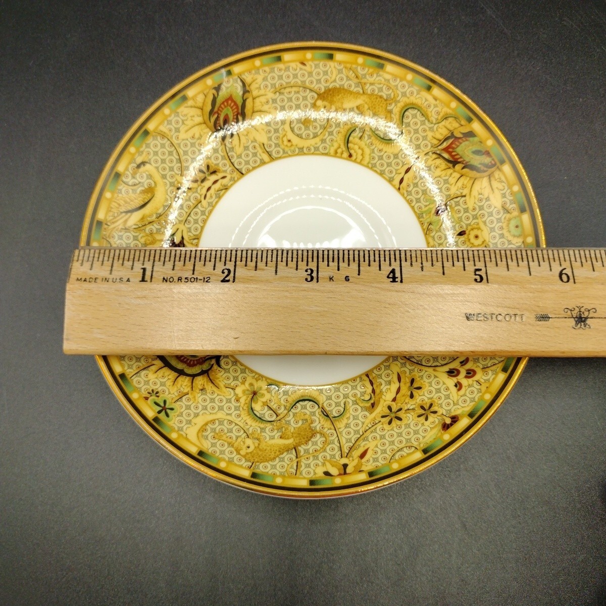 VTG 1997 Wedgewood Persia China 2¾” Leigh Shape Footed Teacup and Saucer England
