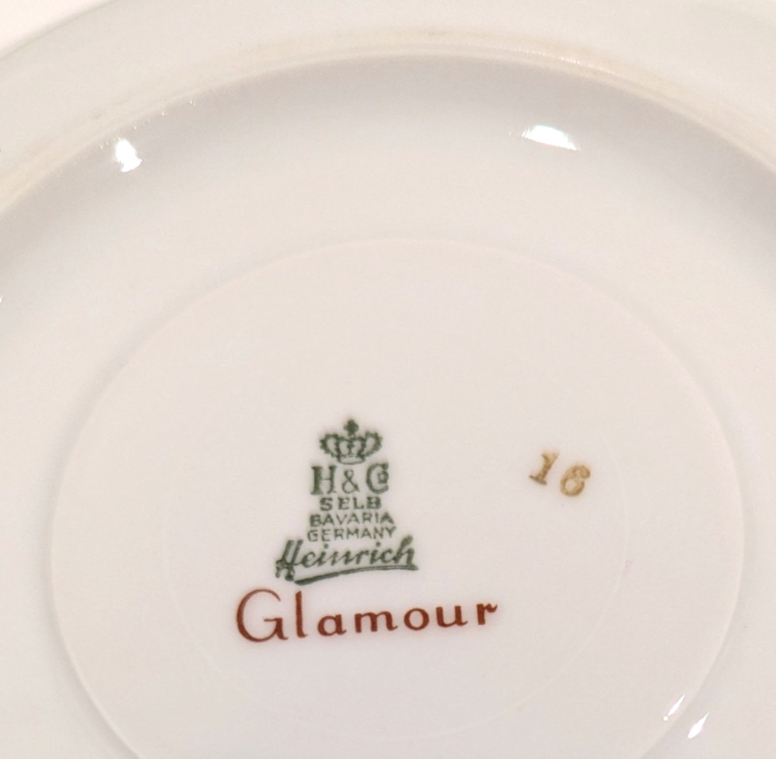 Heinrich GLAMOUR Cups & Saucers Heavy Gold Gilt Porcelain Set/4 Vintage Germany