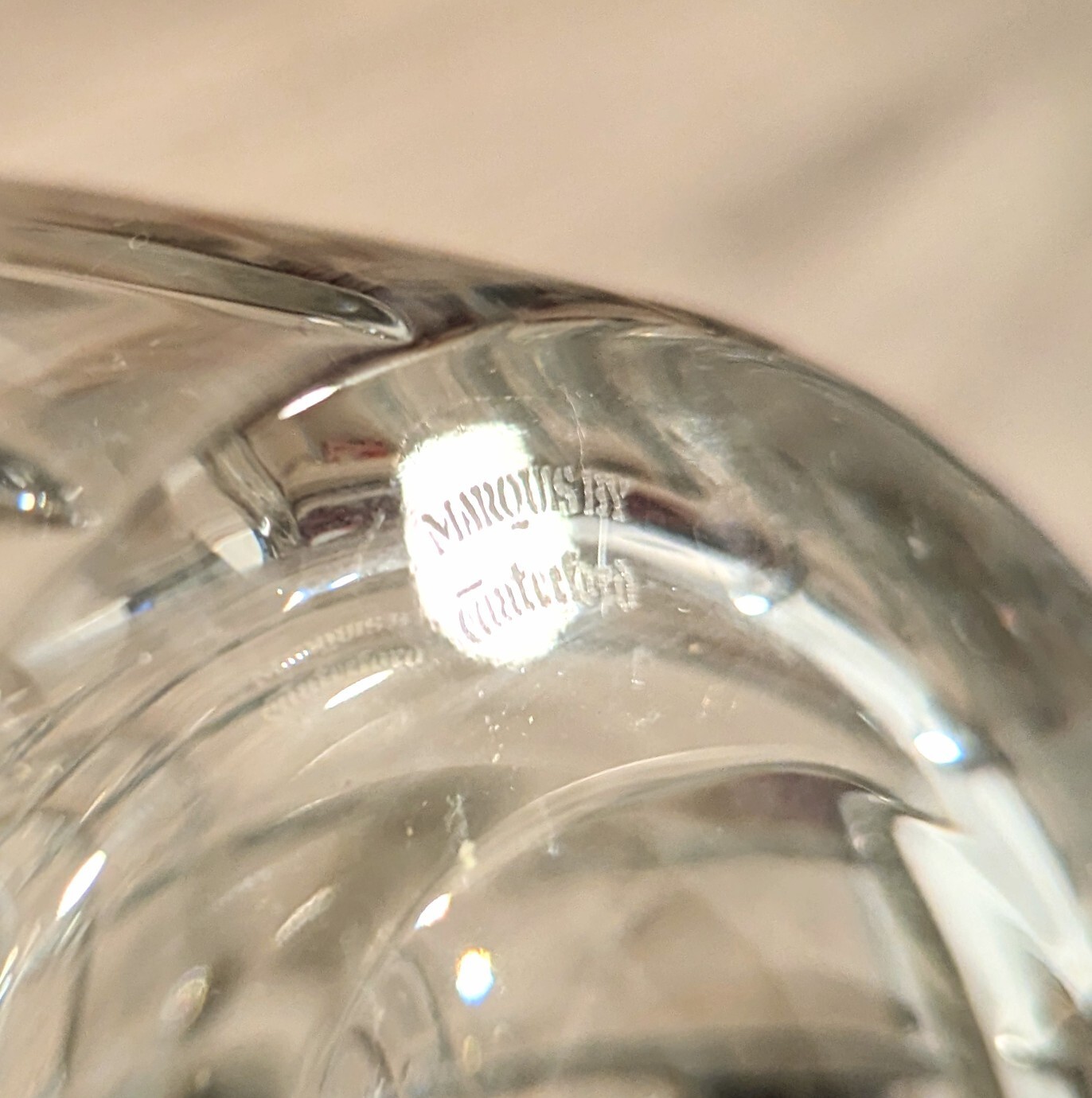 Marquis By Waterford Hand Cut Craystal Quadrata Raise Frosted Square 6 5/8″ Vase
