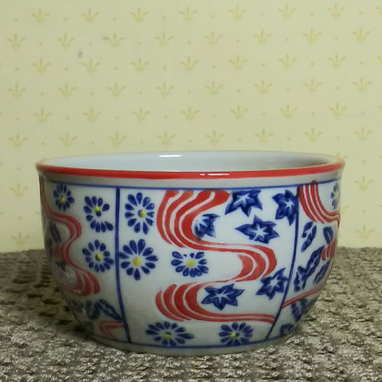 Yokohama Studio Miyabi Hand Painted Bowl 4″ Dish Red White Blue