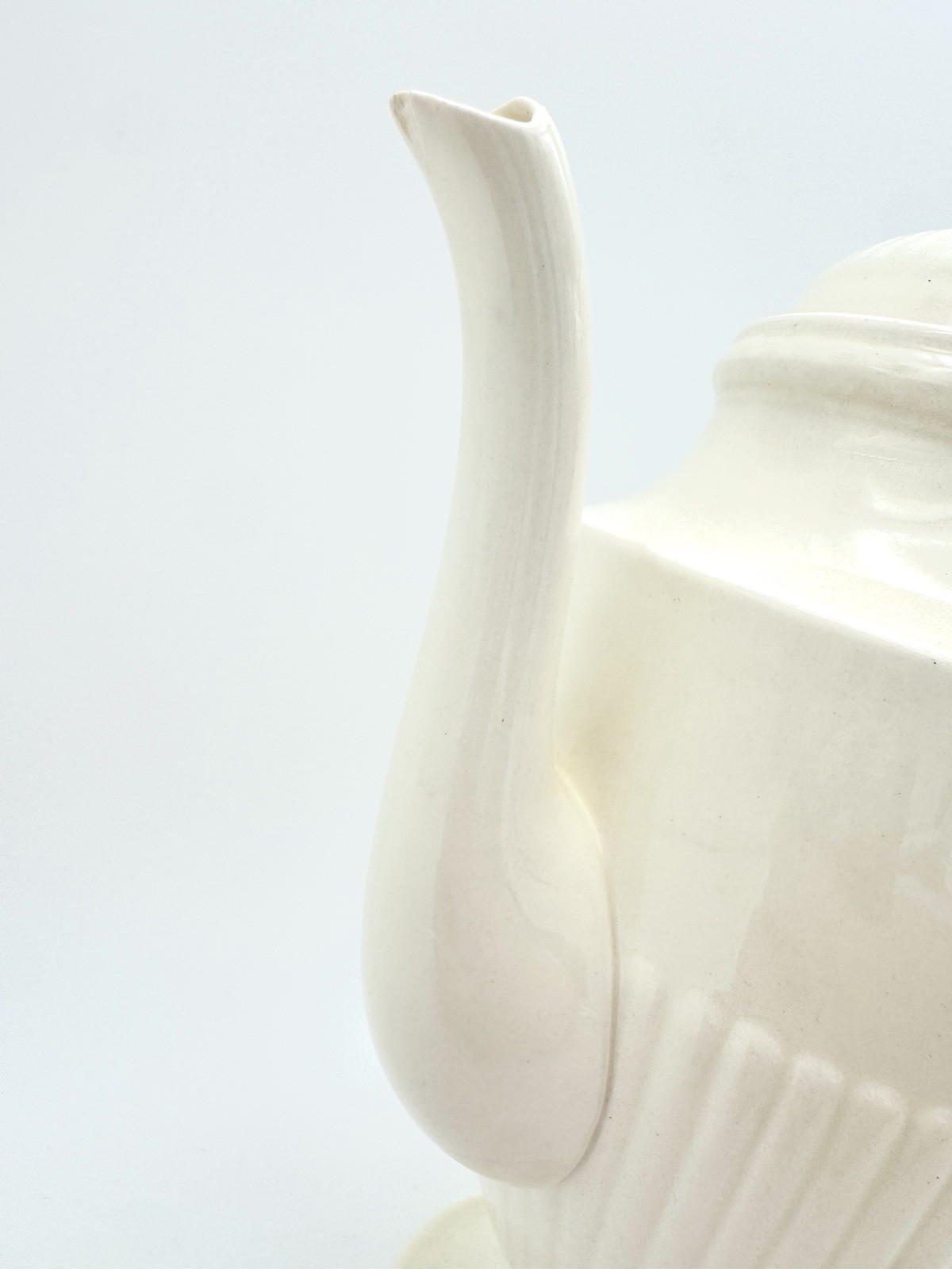 Wedgwood Edme – 3 Cup Small Coffee Pot & Lid, 8 5/8”