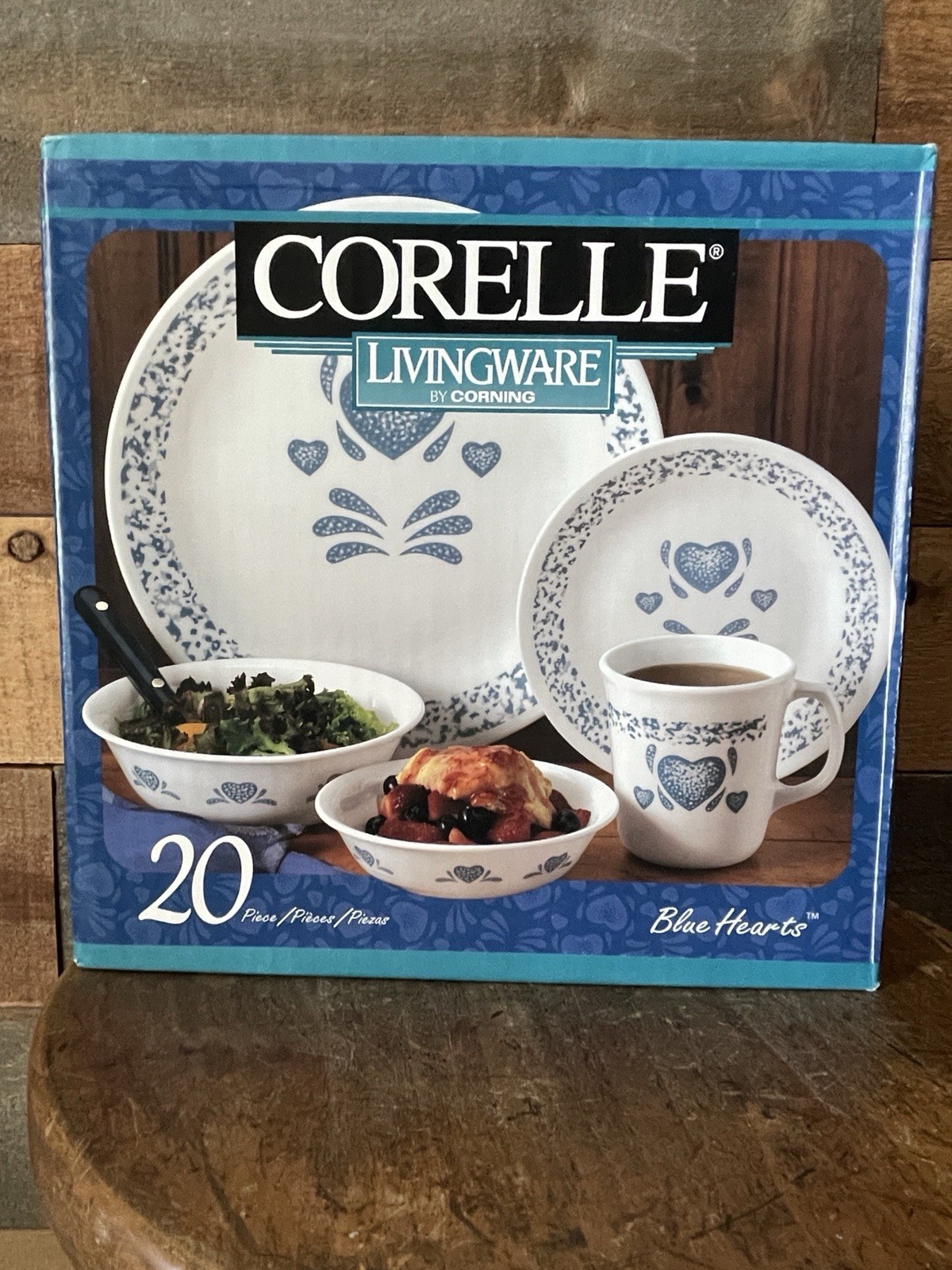 1997 Corelle Livingware by Corning “BLUE HEARTS” 20 pc dining set – NEW